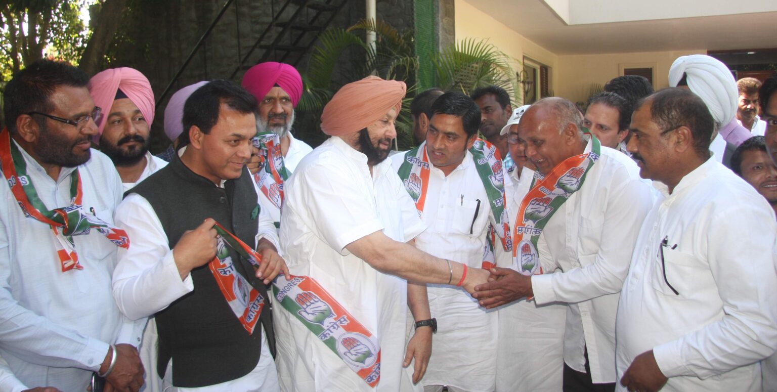 कुर्सी बचानी है तो कांग्रेस को जिताओ: अमरेन्द्र सिंह