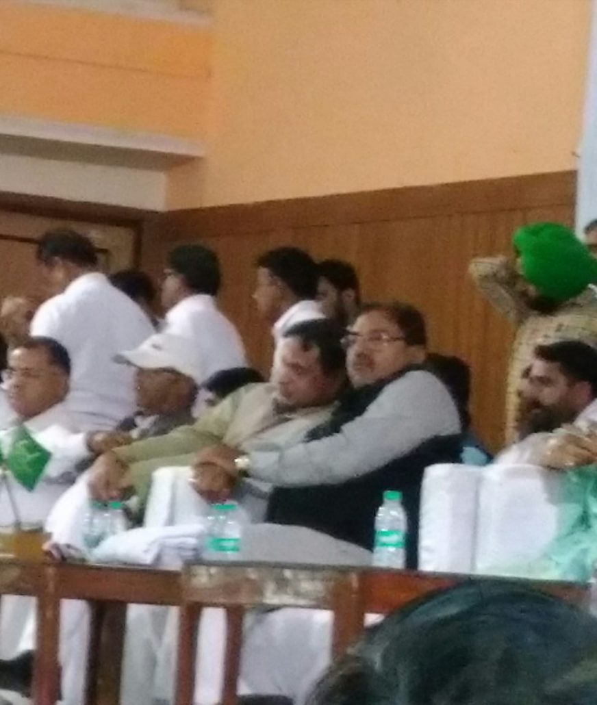 इनेलो में गुटबाजी बढ़ी अजय को निकाला तो बांगड ने मंच से दिया इस्तीफा