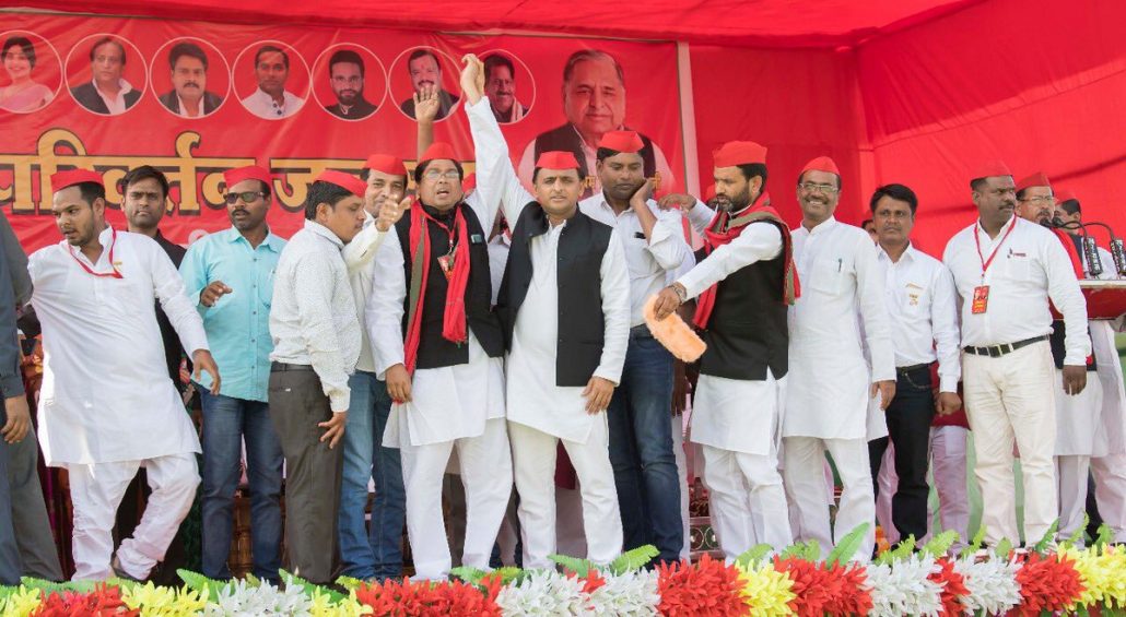 अखिलेश और राहुल के बीच सबकुछ ठीक नहीं