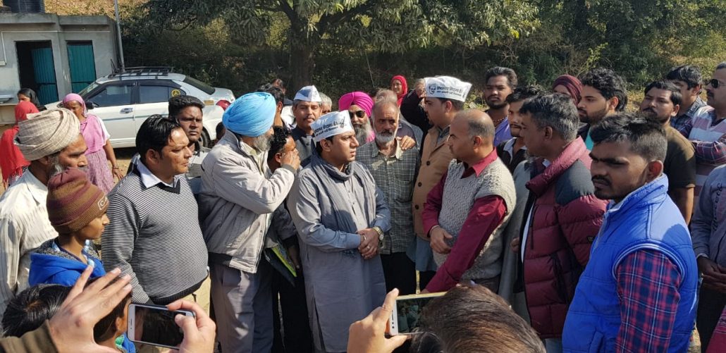 अपने अंतिम दौर में भी भाजपा सरकार कर रही है जनविरोधी काम: योगेश्वर शर्मा