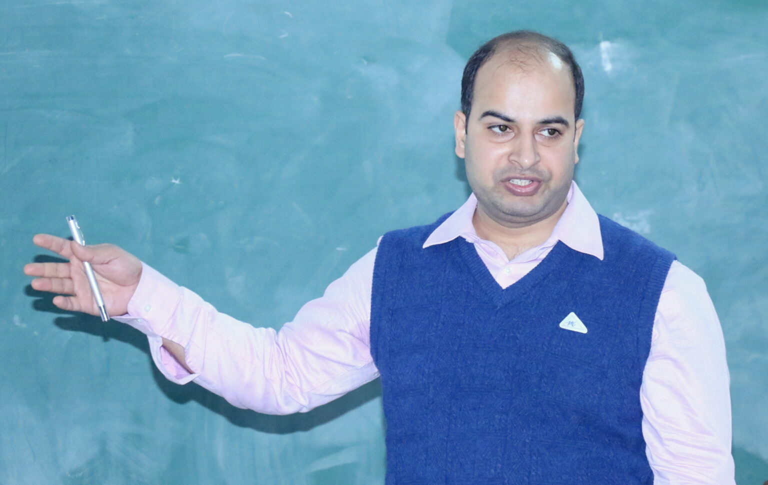 “Nuclear reactions for astrophysics and for nuclear structure study” Dr. Shubh Chintok