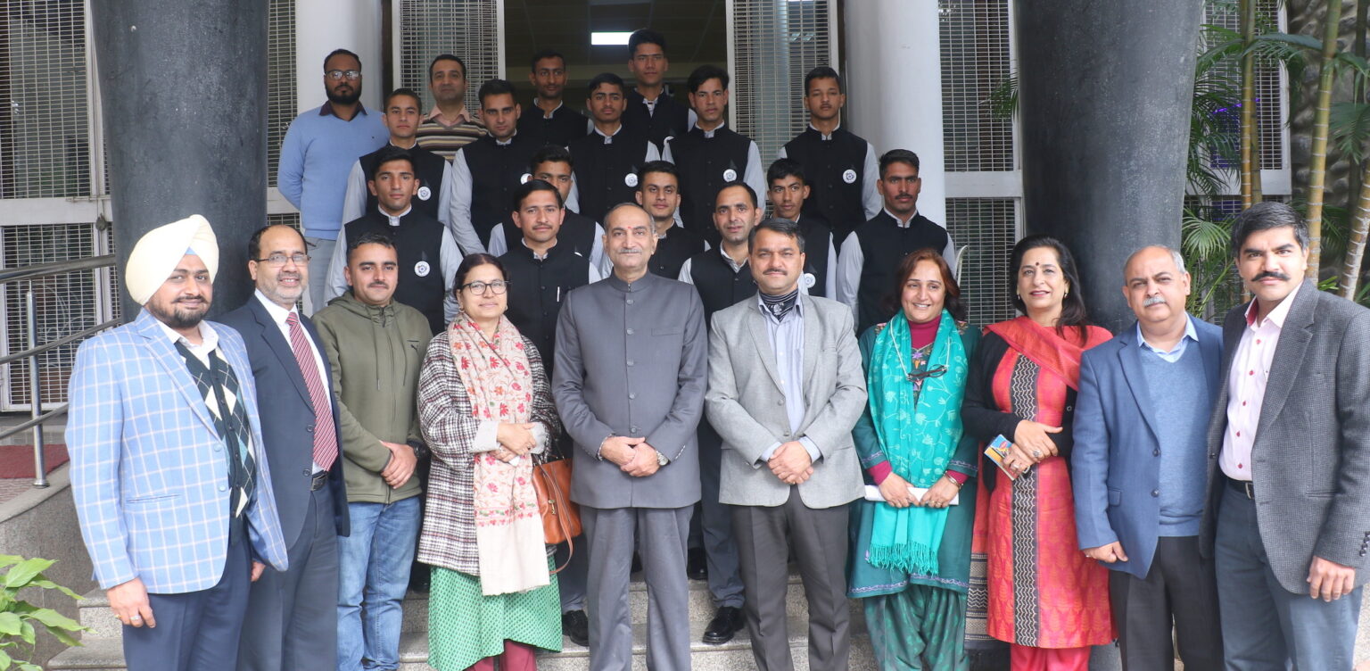 Kashmiri Students’ visit to PU under Op Sadbhavna