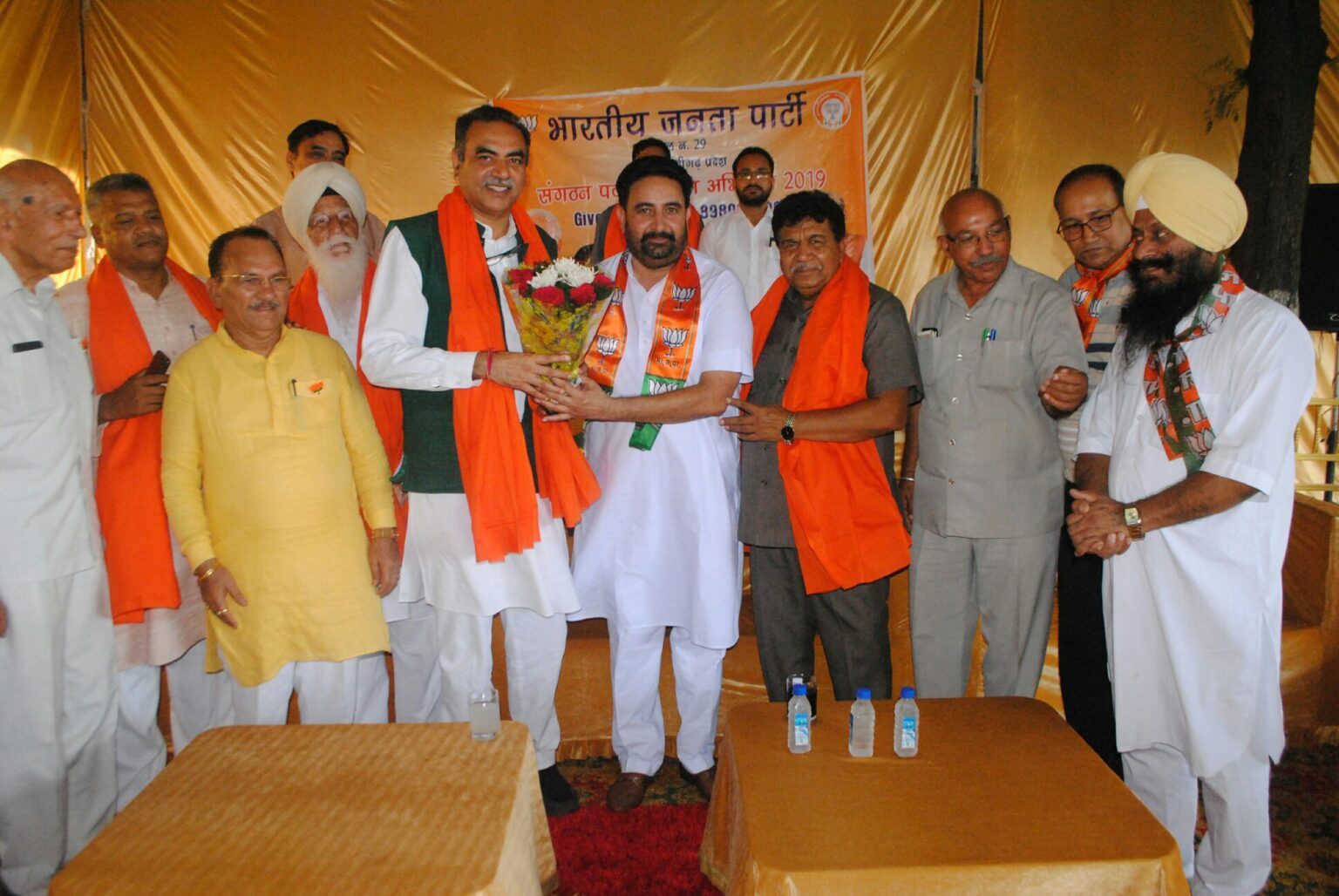 गुरप्रीत सिंह हैप्पी भाजपा में हुए शामिल: भाजपा प्रदेशाध्यक्ष संजय टंडन की मौजूदगी में थामा कमल