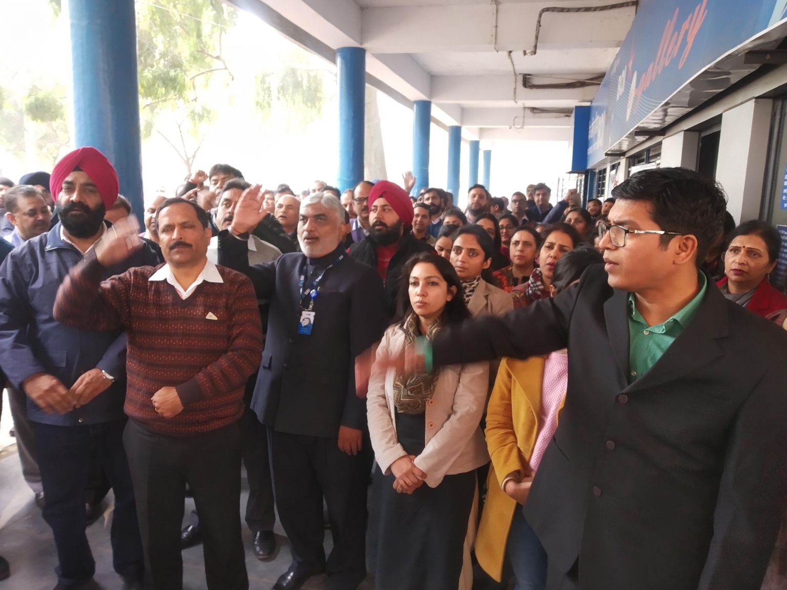 UFBU observed Lunch time demonstration in favour of their long pending demands