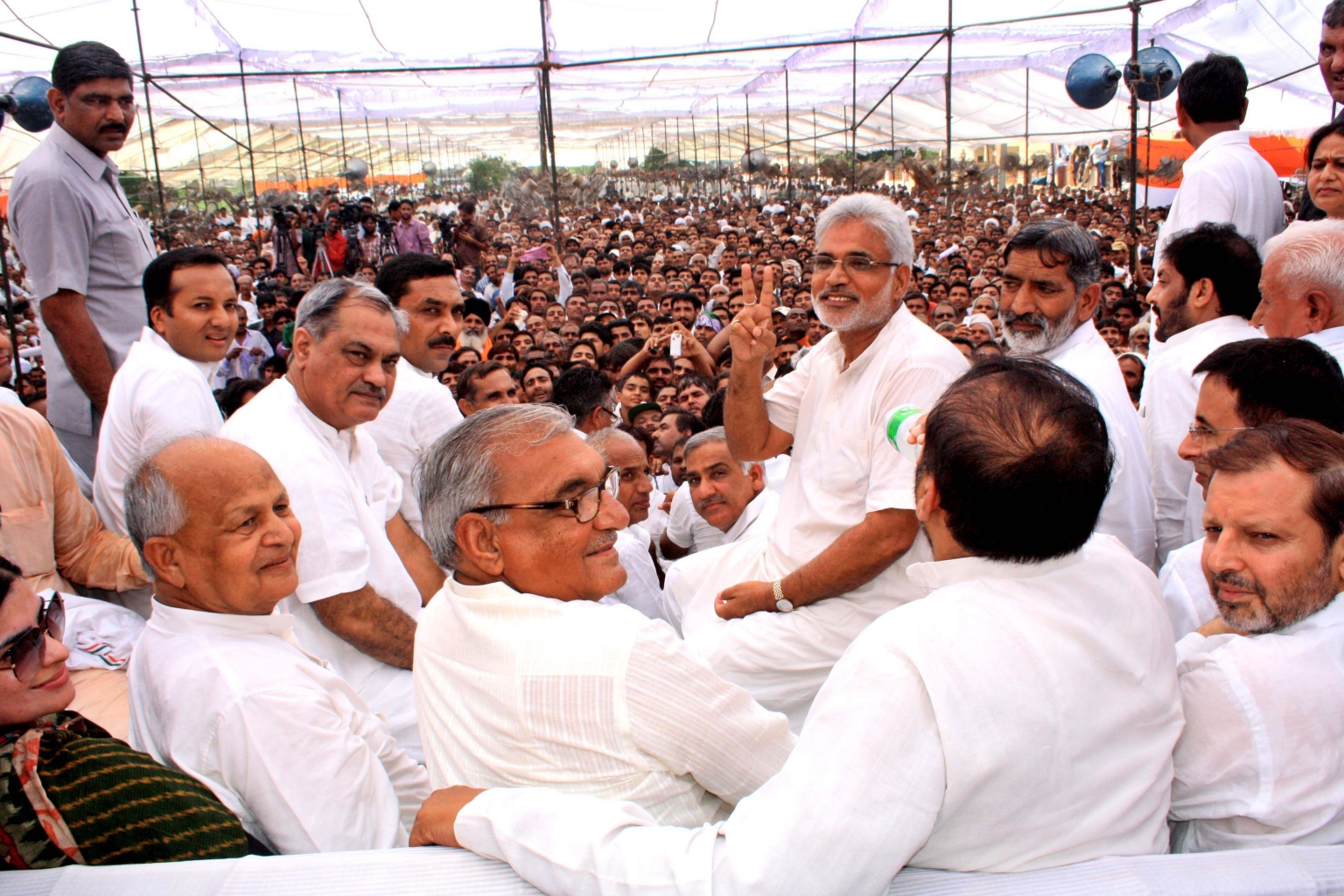 जय प्रकाश जेपी की मदद से हुड्डा निपटाएंगे जेजेपी को