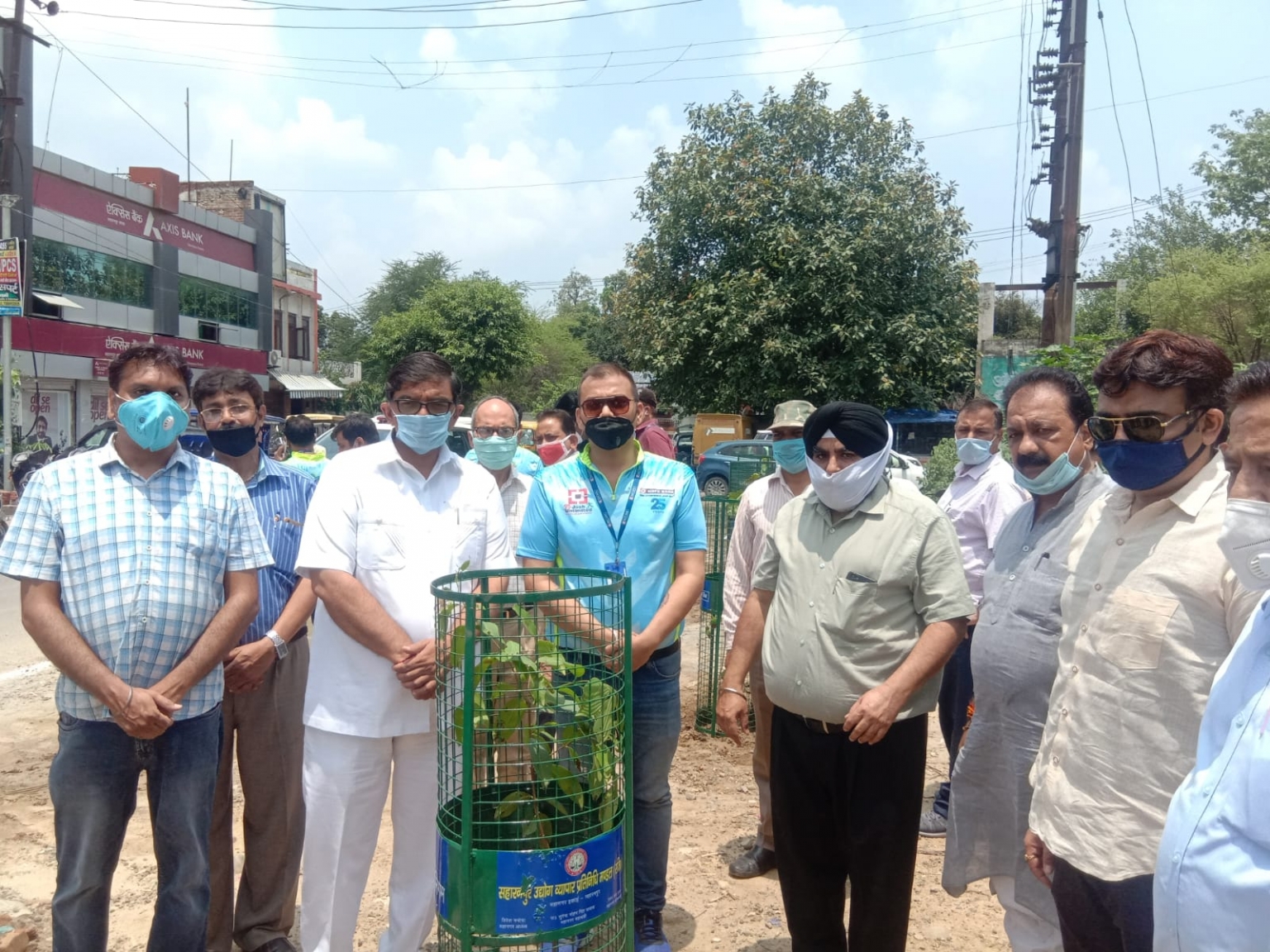 सहारनपुर में उद्योग व्यापार प्रतिनिधि मण्डल द्वारा वृक्षारोपण