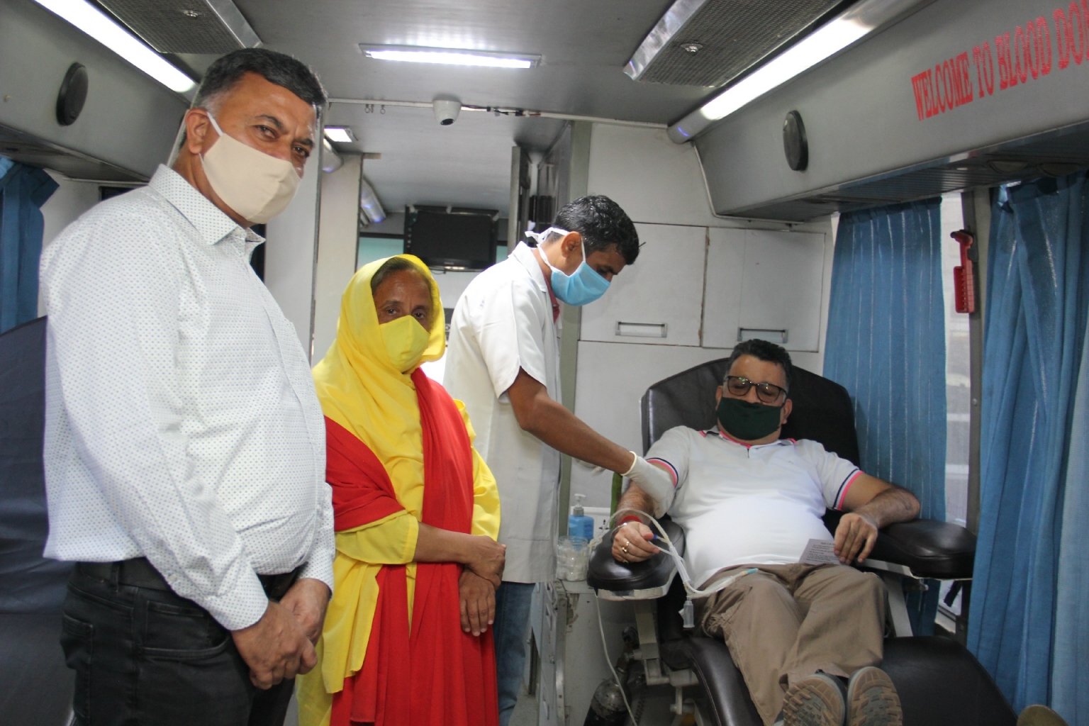 विश्वास फाउंडेशन व शिवा मार्किट एसोसिएशन ने सेक्टर-9 पंचकूला में लगाया रक्तदान शिविर