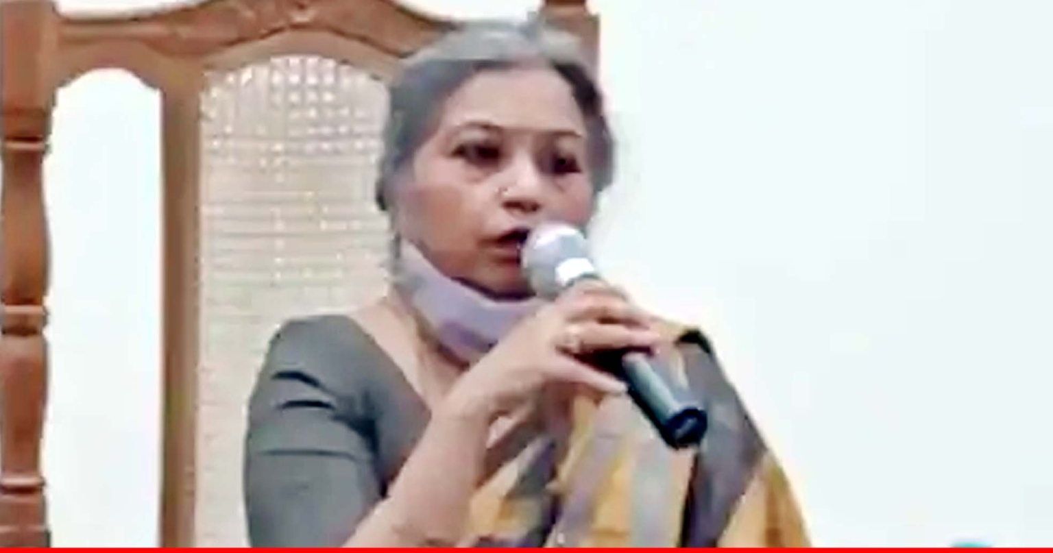 लाउड स्पीकर से अज़ान की शिकायत पर रार