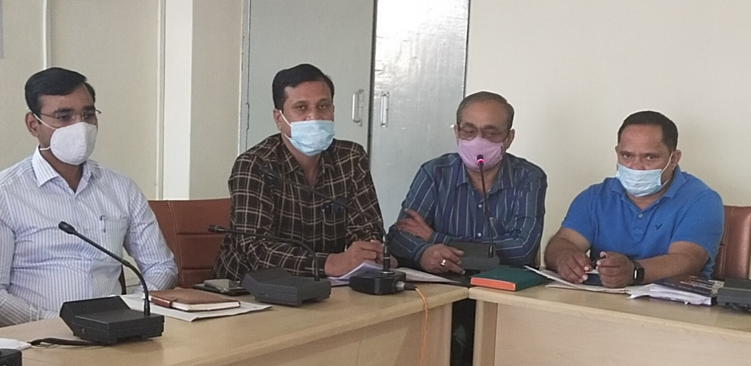 मिलकर लडऩी होगी कोरोना लड़ाई, प्रशासन को जिलावासियों का सहयोग जरूरी : एडीसी