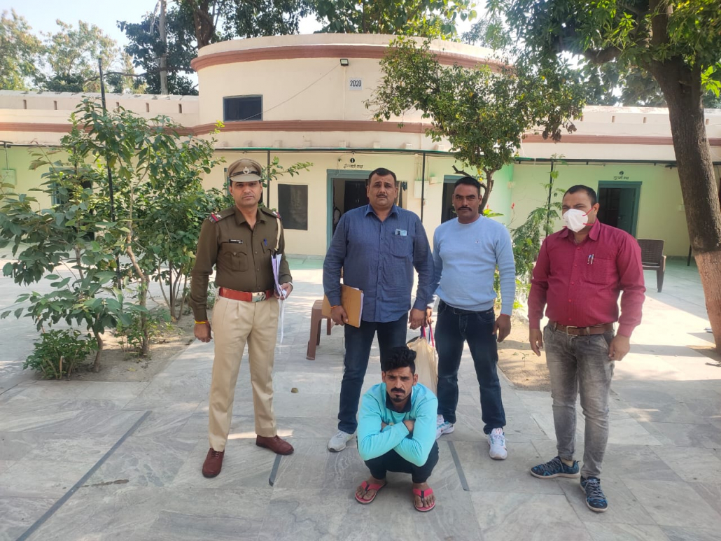 डिटैक्टिव स्टाफ पंचकूला नें हिरोईन तस्कर को लिया तीन के पुलिस रिमाण्ड पर ।