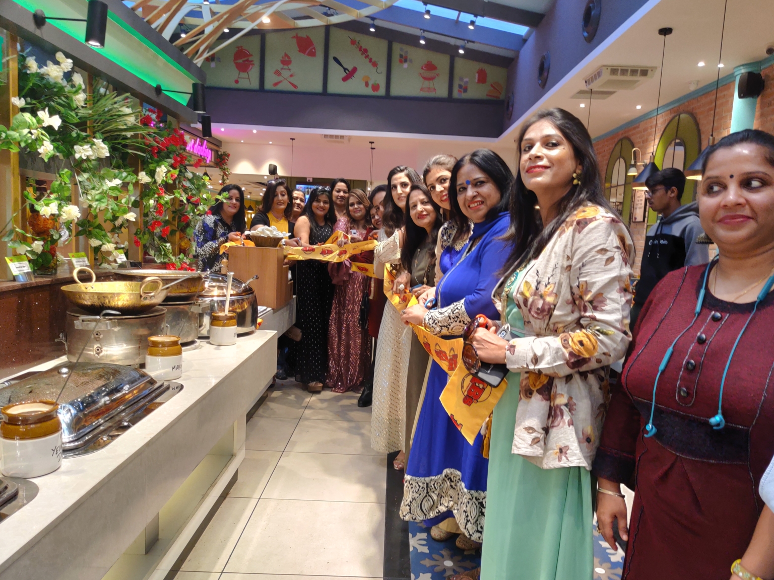 सिटी ब्यूटीफुल की 50 सोशलाइट महिलाओं ने किया एब्सोल्यूट बारबेक्यू ‘विश ग्रिल’ रेस्टोरेंट का उद्घाटन