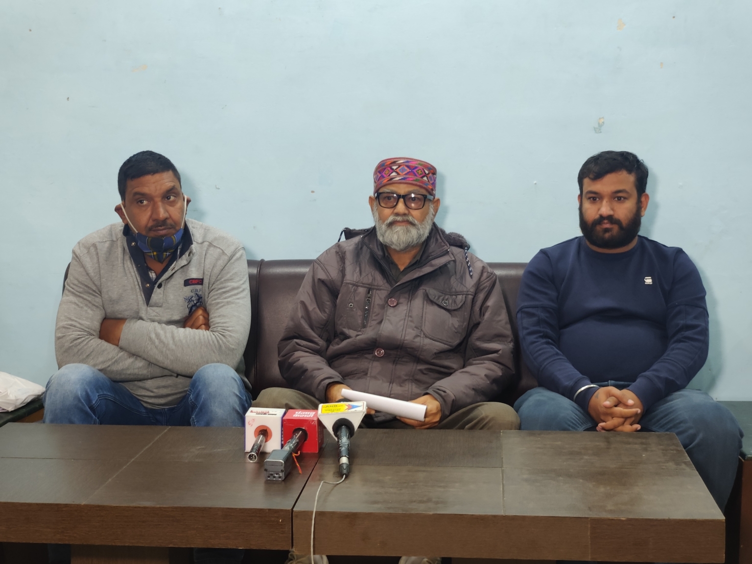 Commission agent Mangat Ram was cheated of 92 lacs ; had given a complaint to Home Minister Anil Vij, yet the police  not taking  any action