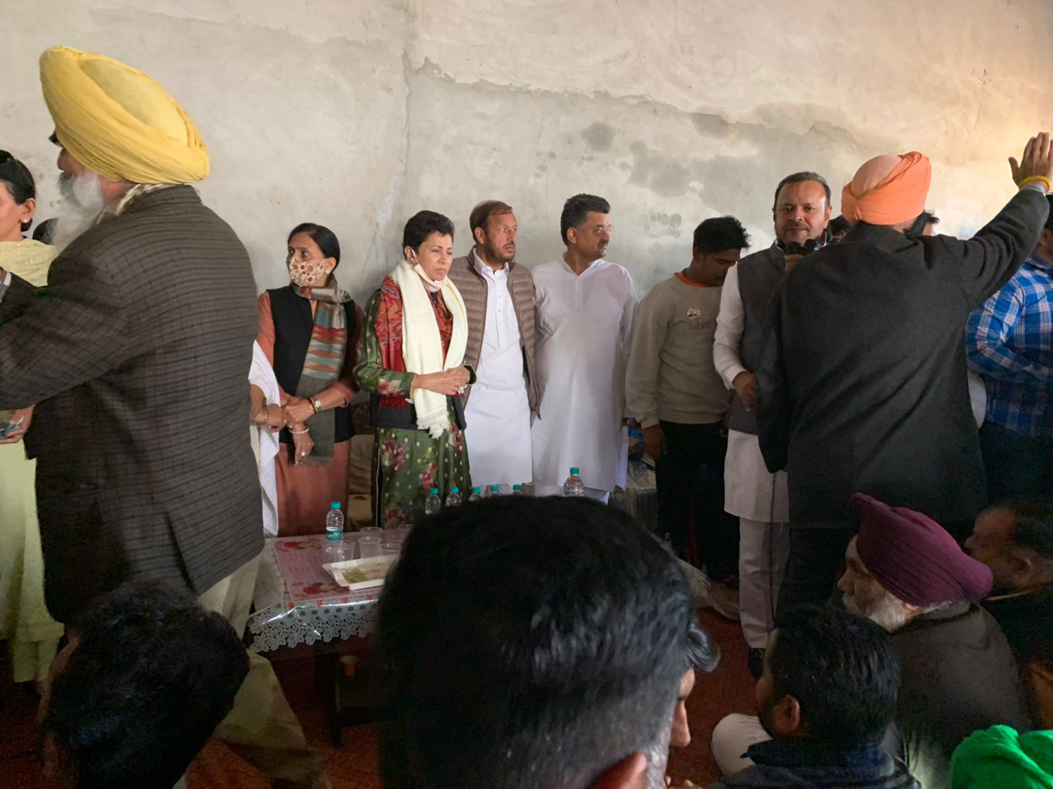 पंजाब विधानसभा चुनावों में कांग्रेस पार्टी के प्रचार के लिए प्रदेश कांग्रेस अध्यक्ष कुमारी सेलजा के साथ उतरे पूर्व उपमुख्यमंत्री चंद्रमोहन