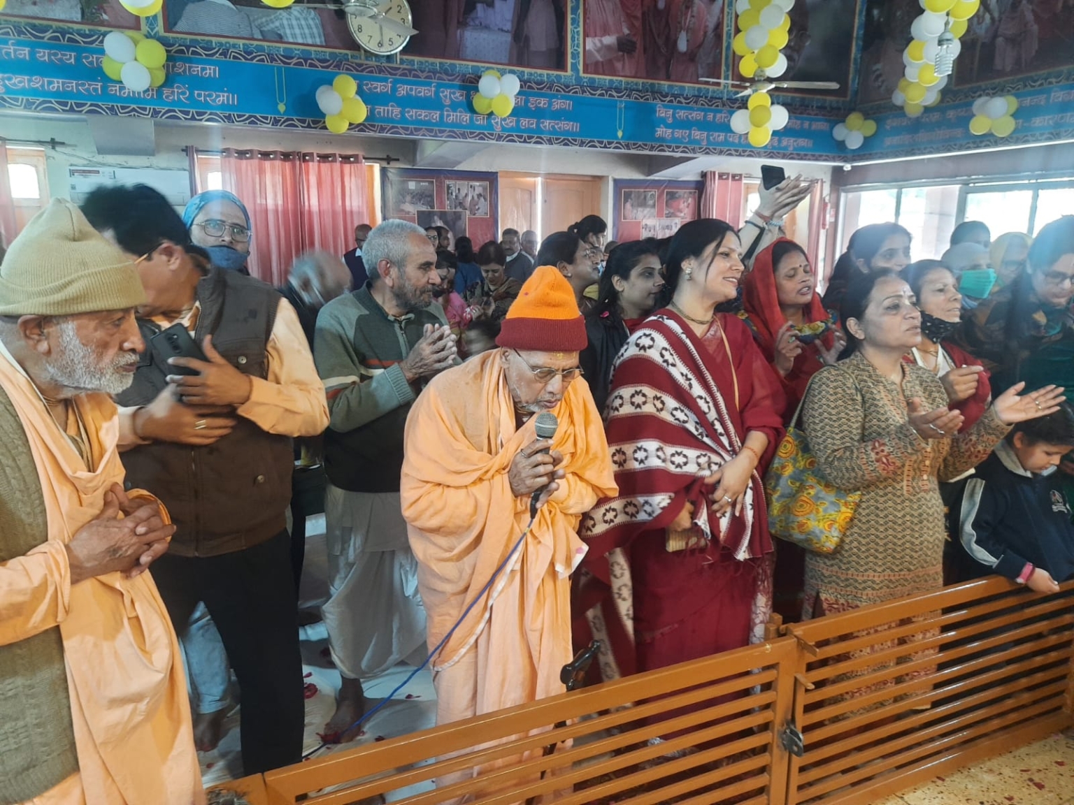 श्री चैतन्य गौड़ीय मठ के संस्थापक श्री माधव गोस्वामी महाराज जी की 43वीं पुण्यतिथि मनाई