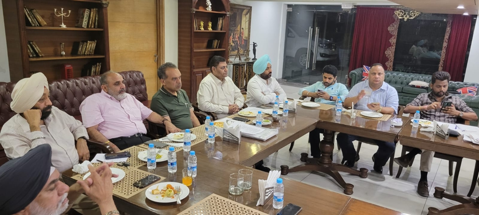 हाई कलेक्टोरेट की वजह से चण्डीगढ़ हाउसिंग बोर्ड की नीलामी फ्लॉप हो रही है प्रॉपर्टी कंसल्टेंट्स एसोसिएशनअब ख़रीददार चण्डीगढ़ की बजाए मोहाली व पंचकूला को प्राथमिकता देते हैं