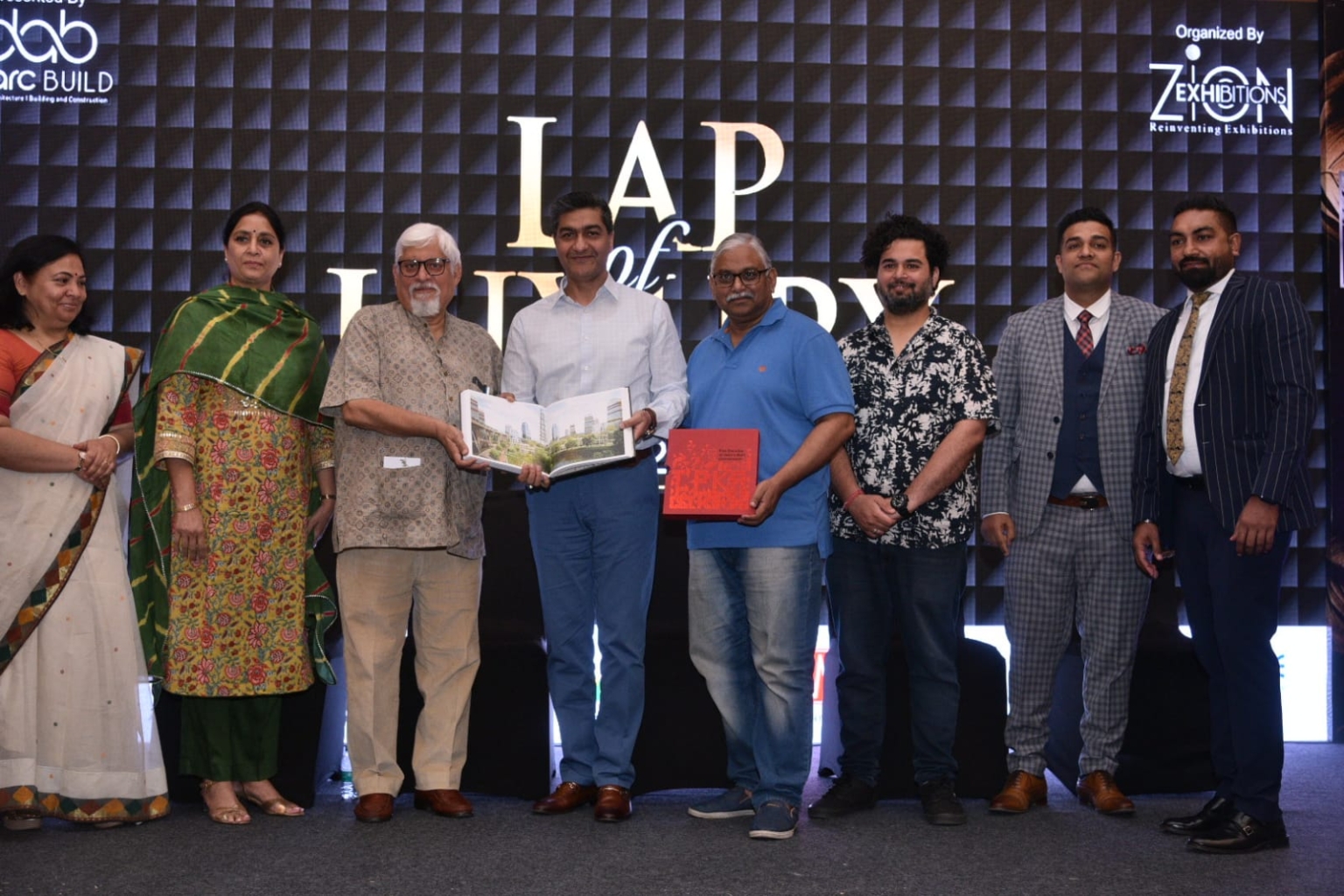 आर्किटेक्ट्स के सम्मेलन में रिलीज की गई किताब ‘फाइव डिकेड्स ऑफ इंडियाज बिल्ट एनवायरनमेंट’