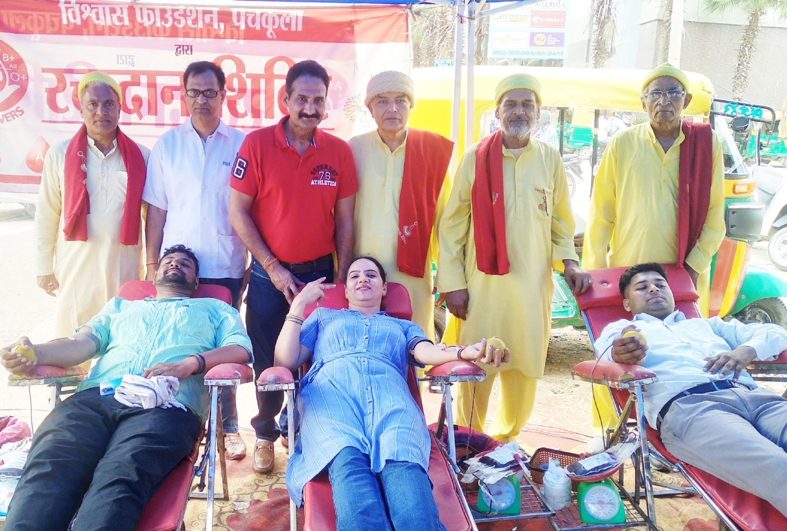 जीरकपुर में 30 युवायों ने किया रक्तदान