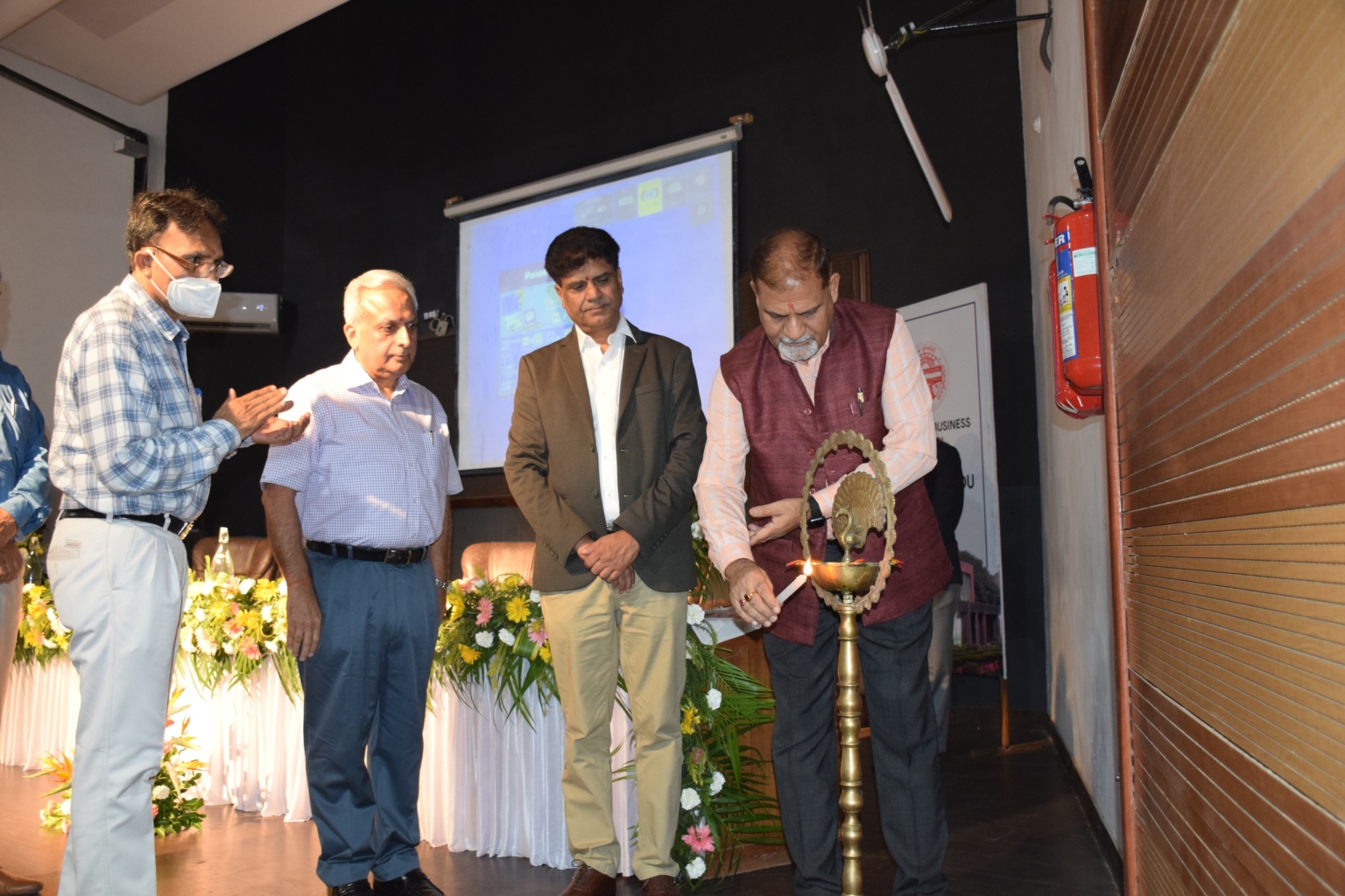 University Business School organized an  Induction Programme  on August 2-3, 2022 at English  Auditorium.