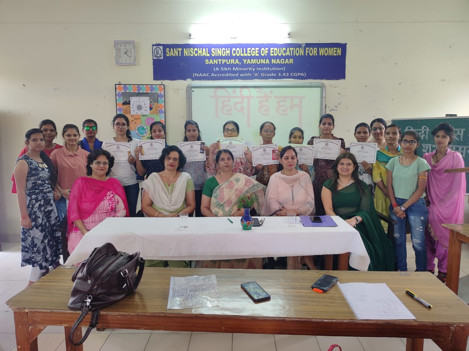 संत निश्चल सिंह कॉलेज ऑफ एजुकेशन फॉर वूमेन में मनाया गया हिंदी दिवस