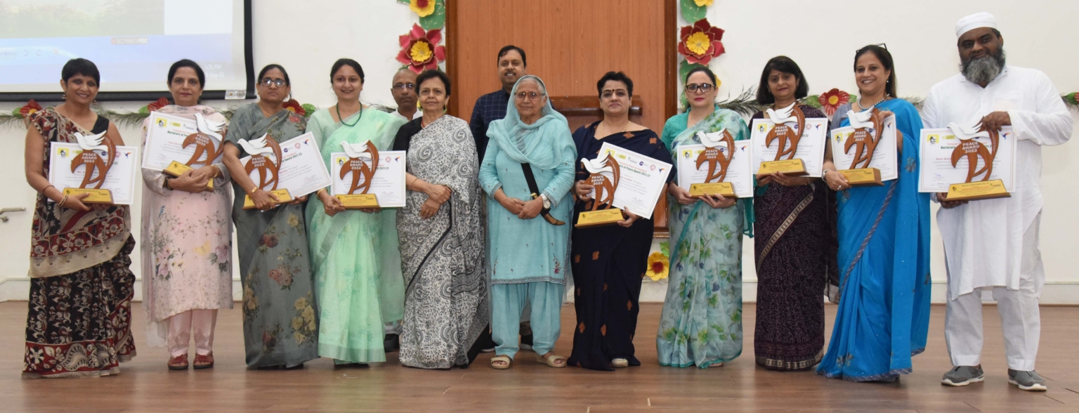 इंटरनेशनल पीस डे पर 10 प्रिंसीपल पीस अवार्ड से सम्मानित