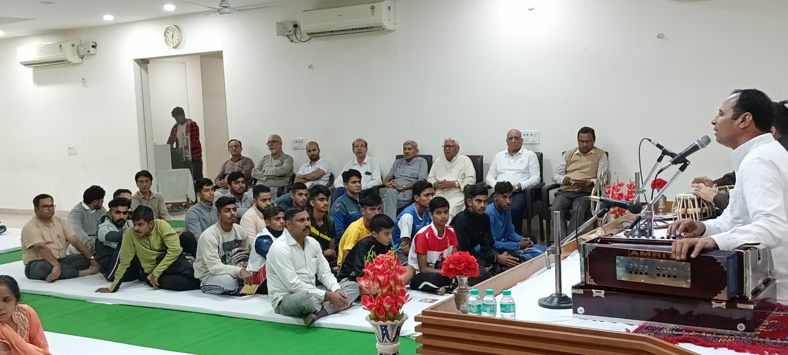 वेद विद्या से होती है अमृतत्व की प्राप्ति : आचार्य चंद्र देव