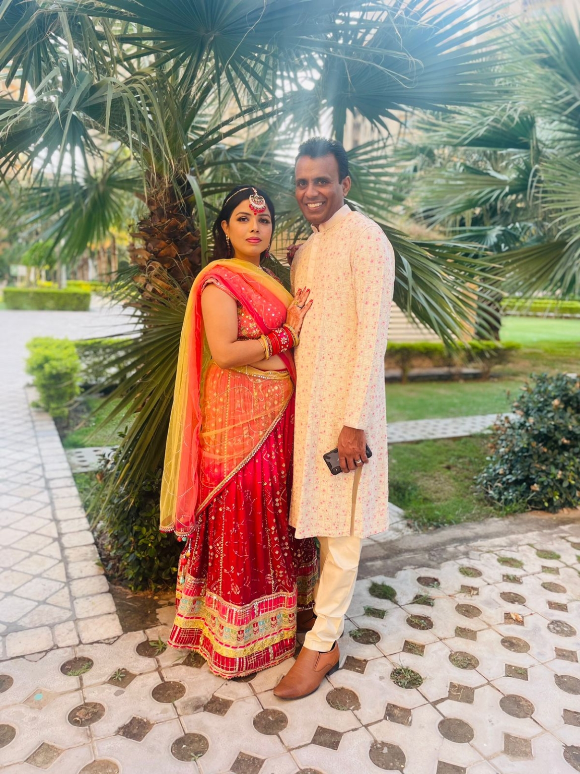 करवा चौथ पर्व पर शालू ने दी शुभकामनाएँ