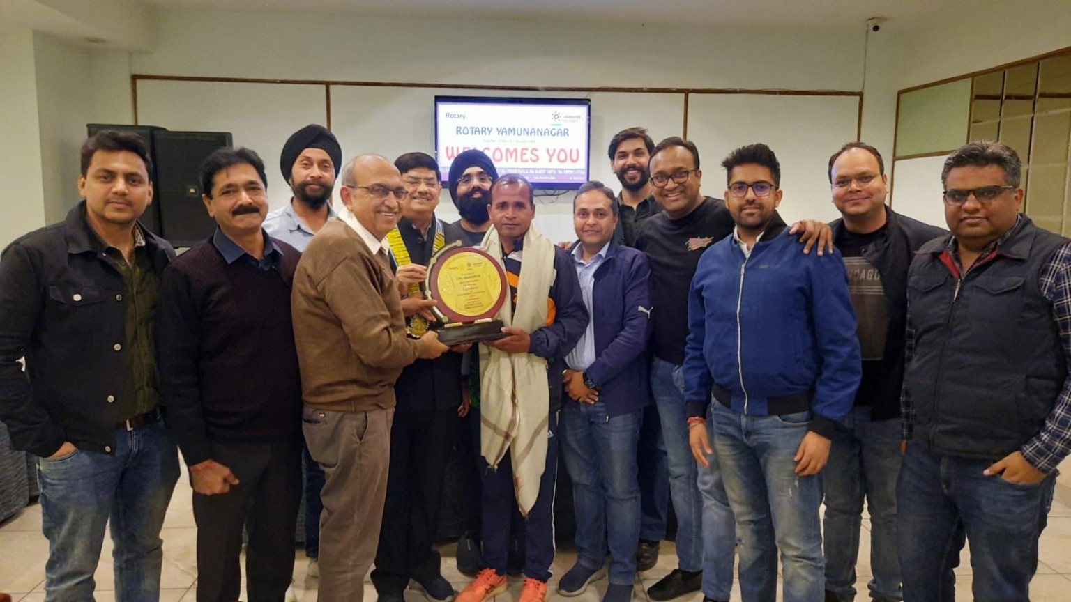 मैराथन धावक अनिल कुमार को रोटरी क्लब यमुनानगर ने किया सम्मानित