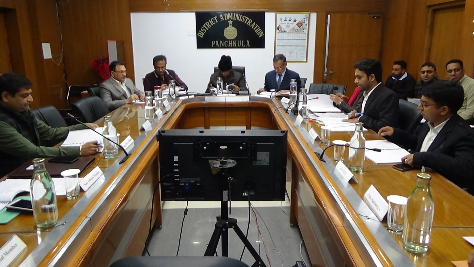 अंबाला के सांसद व जिला विकास समन्वय और निगरानी समिति (दिशा) के चेयरमैन की अध्यक्षता में जिला विकास समन्वय और निगरानी समिति (दिशा) की बैठक की गई आयोजित