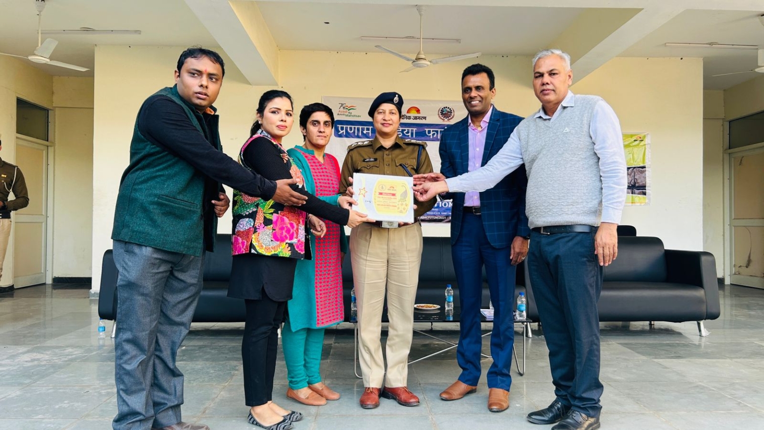 प्रणाम इंडिया फाउंडेशन ने ट्रैफ़िक पुलिस पंचकुला के साथ मिलकर छात्रों को यातायात नियमों के प्रति किया जागरूक