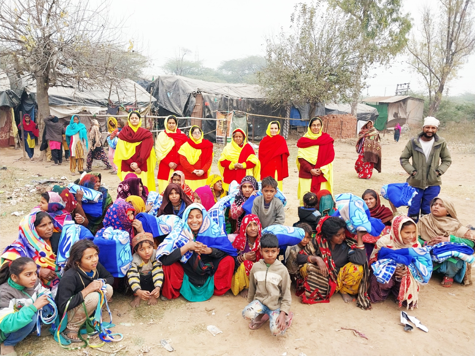 Vishvas Foundation distributed 150 blankets to the needy living in Ramgarh slums