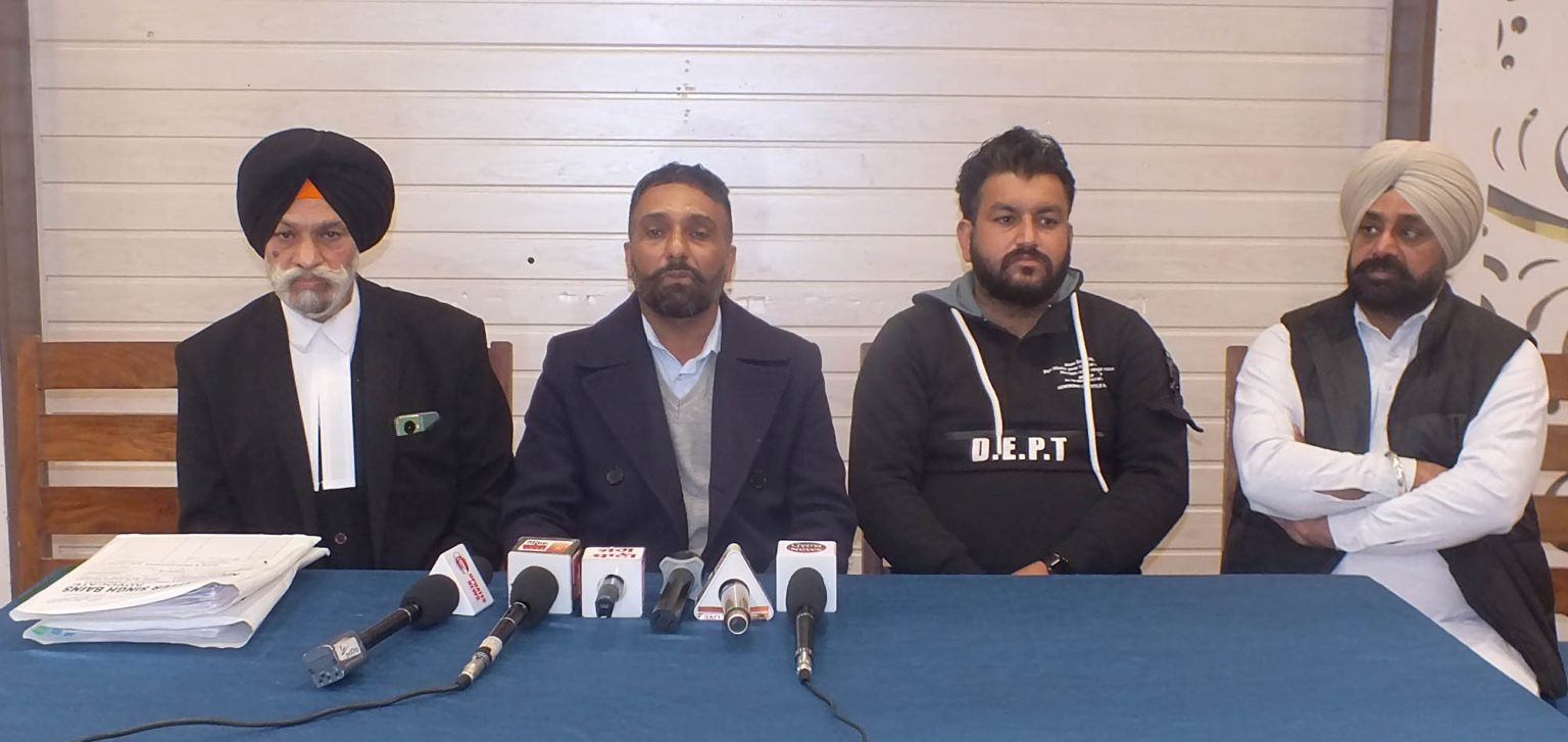 इंस्टाग्राम के जरिए लड़की ने हनी ट्रैप करके इटली रहने वाले लड़के व उसके पिता से लूटे 30 लाख से ज़्यादा