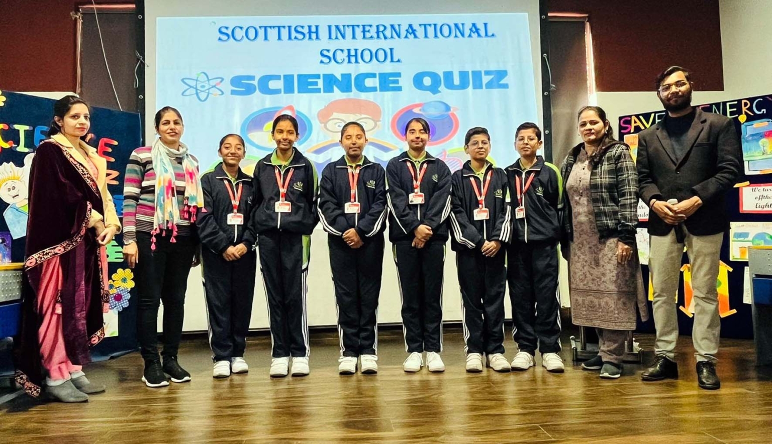 विद्यार्थियों ने नुक्कड़ नाटक से दिया लोगों को बिजली व पर्यावरण बचाने का संदेश