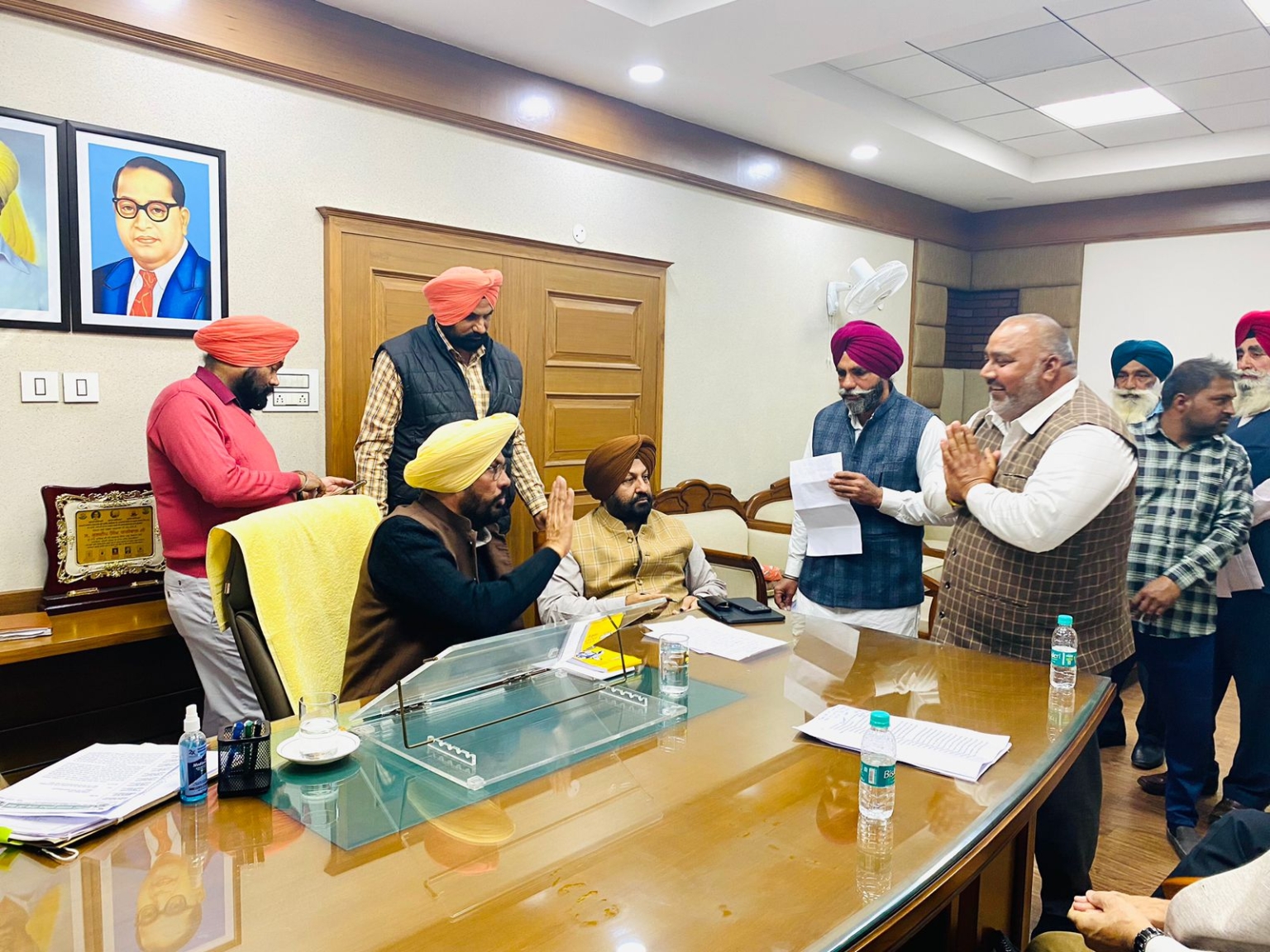 पंजाब सरकार राज्य के लोगों की समस्याओं और शिकायतों का हल करने के लिए हर समय तैयार: कुलदीप सिंह धालीवाल