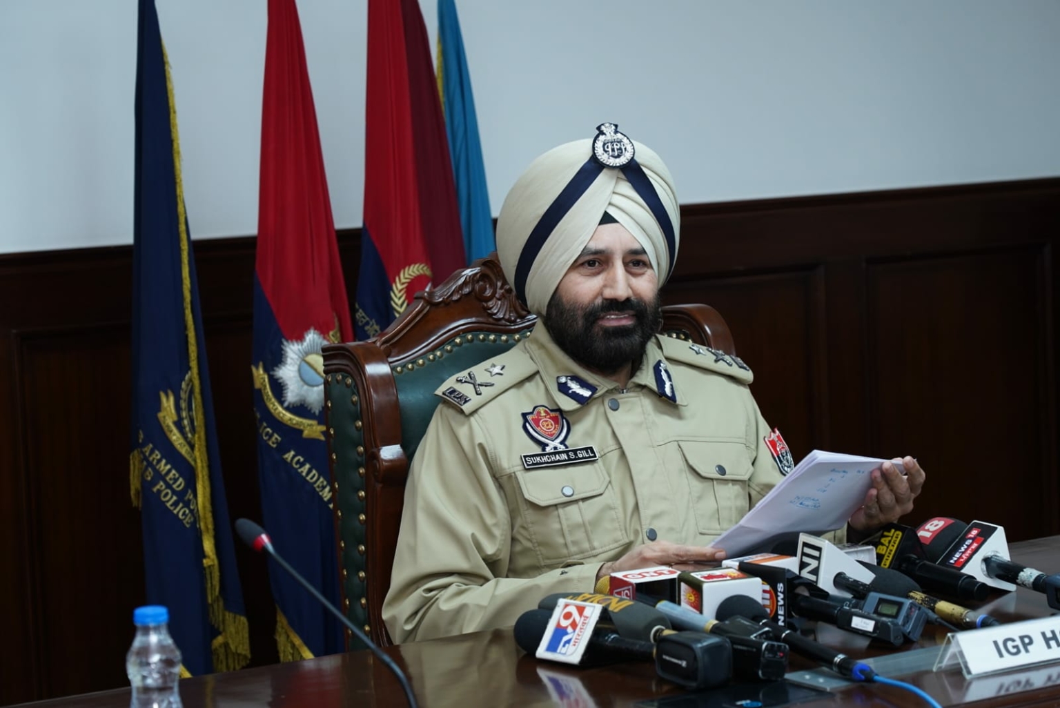 पंजाब पुलिस ने एक हफ्ते में 271 नशा-तस्कर 10 किलो हेरोइन, 13.52 किलो अफीम, 5.52 किलो गांजा, 17.66 लाख रुपए की ड्रग मनी के साथ गिरफ्तार