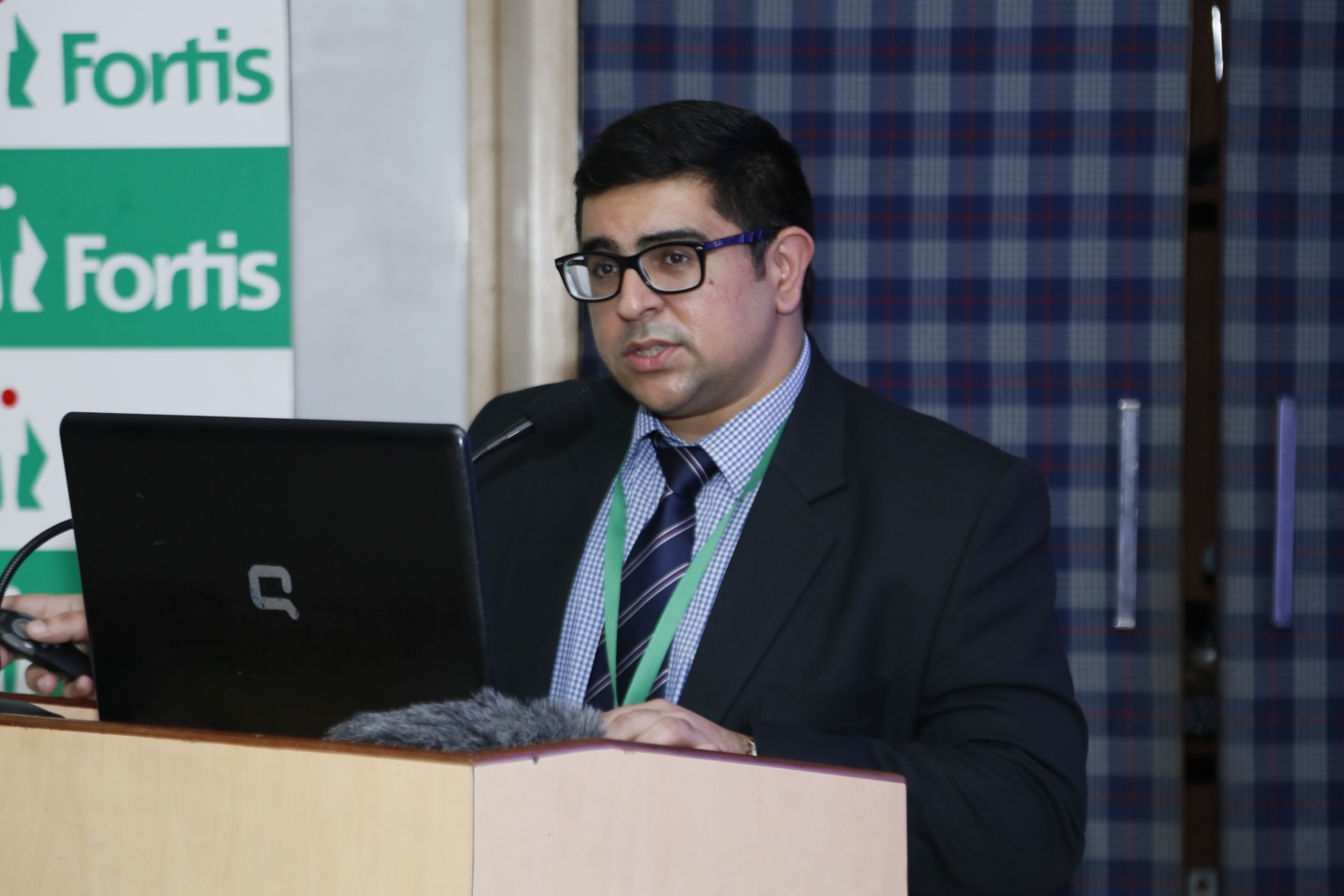 हड्डियों के स्वास्थ्य को बनाए रखने के लिए व्यायाम और संतुलित आहार जरूरी : डॉ मानित अरोड़ा