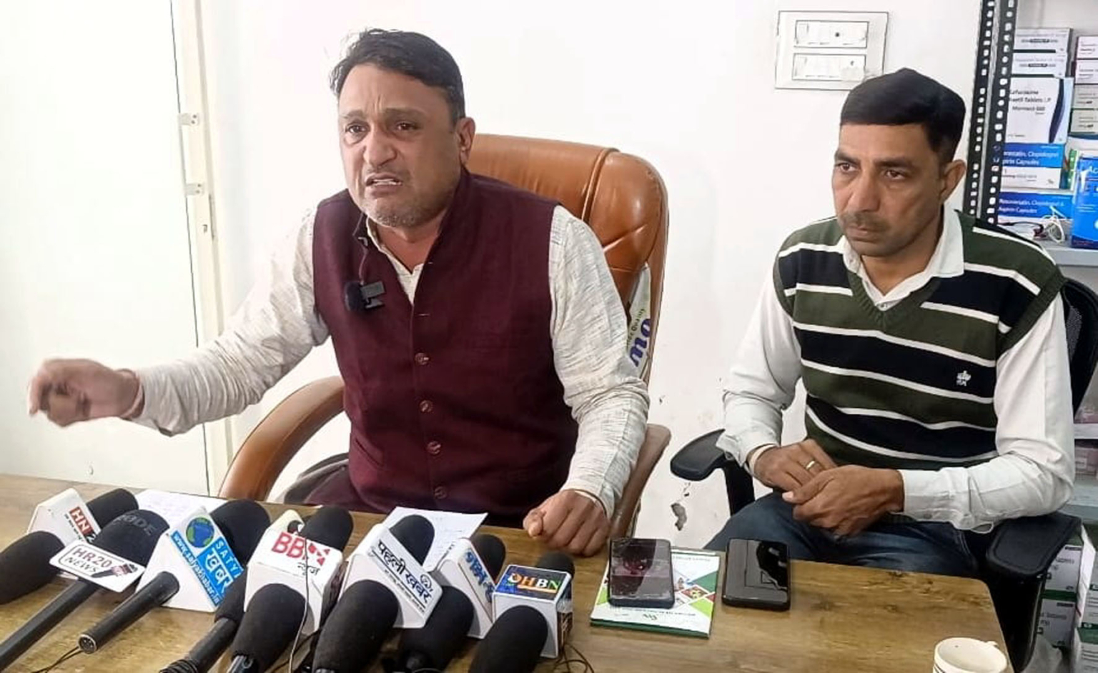 गलत कार्यों के खिलाफ आवाज उठाने वाले खिलाडिय़ों का साथ दें जनता : मनोज राठी