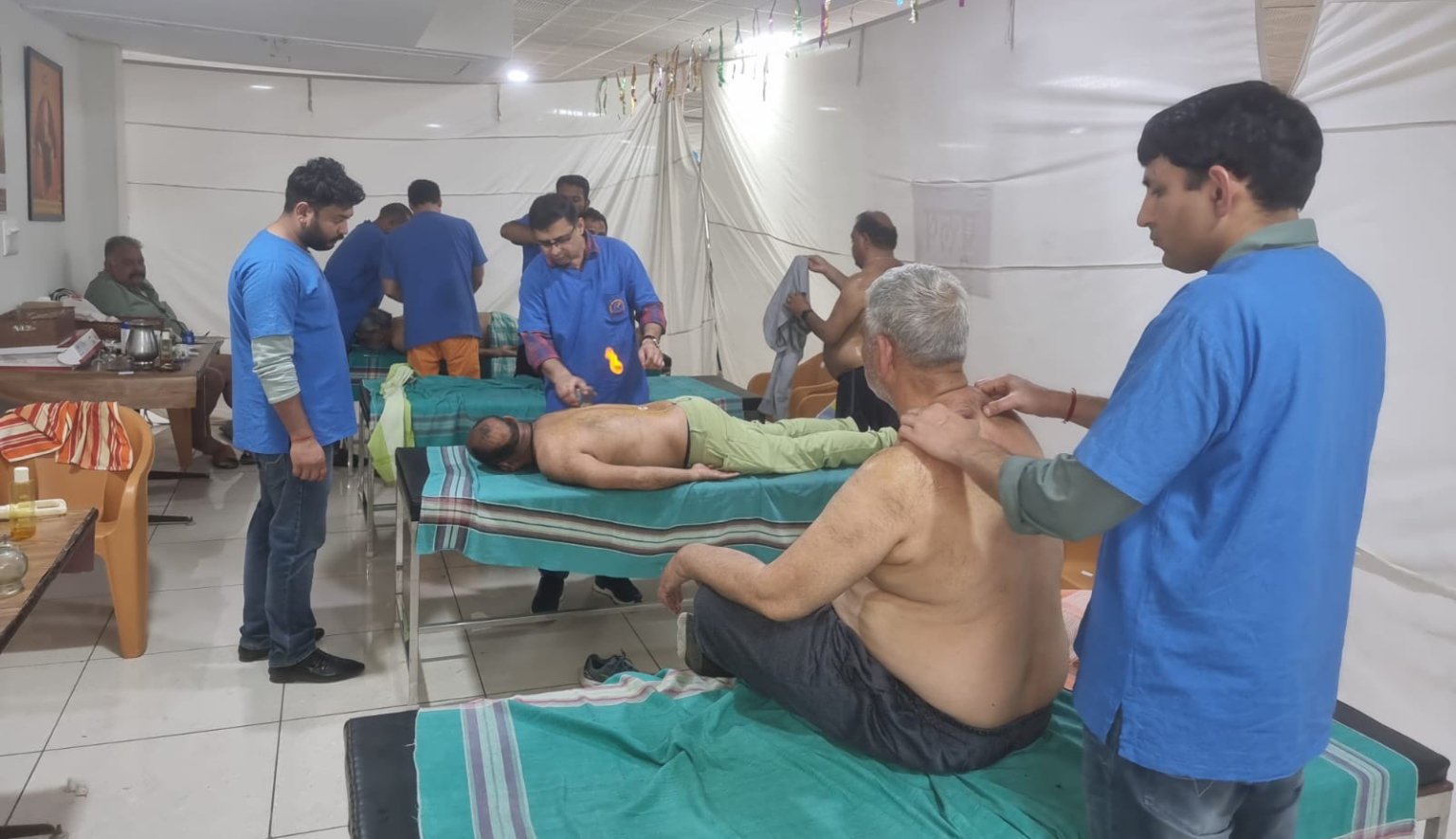 आयुर्वेदिक न्यूरोपैथी चिकित्सा कैम्प में 160 लोगों ने करवाया उपचार