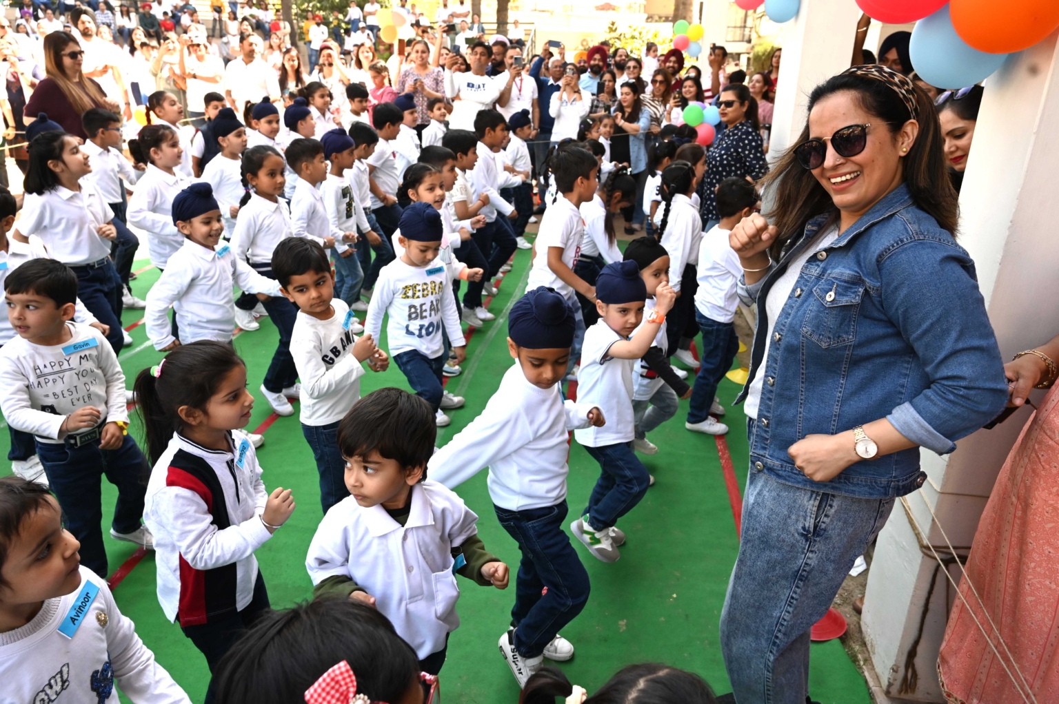 स्मॉल वंडर्स स्कूल में वार्षिक खेल दिवस मनाया गया