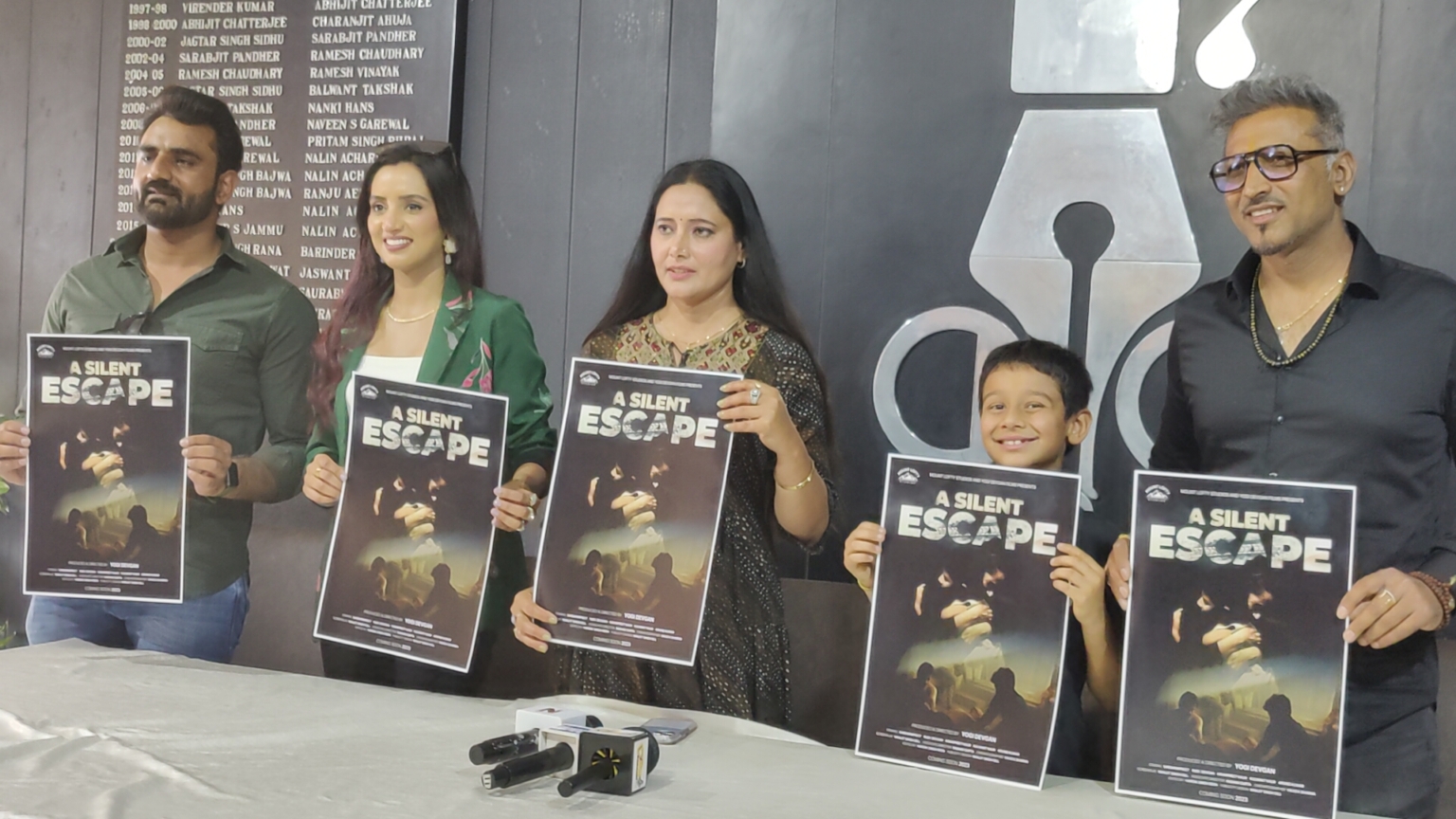 कॉन फिल्म फेस्टिवल में जाएगी ए साइलेंट एस्केप