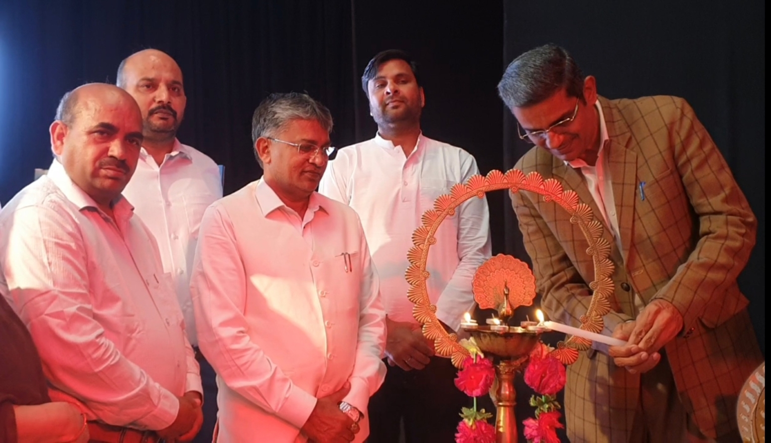 भाईचारे और सौहार्द को बढ़ावा दे रही है पूर्वांचल कल्याण सभा : डॉ सहगल