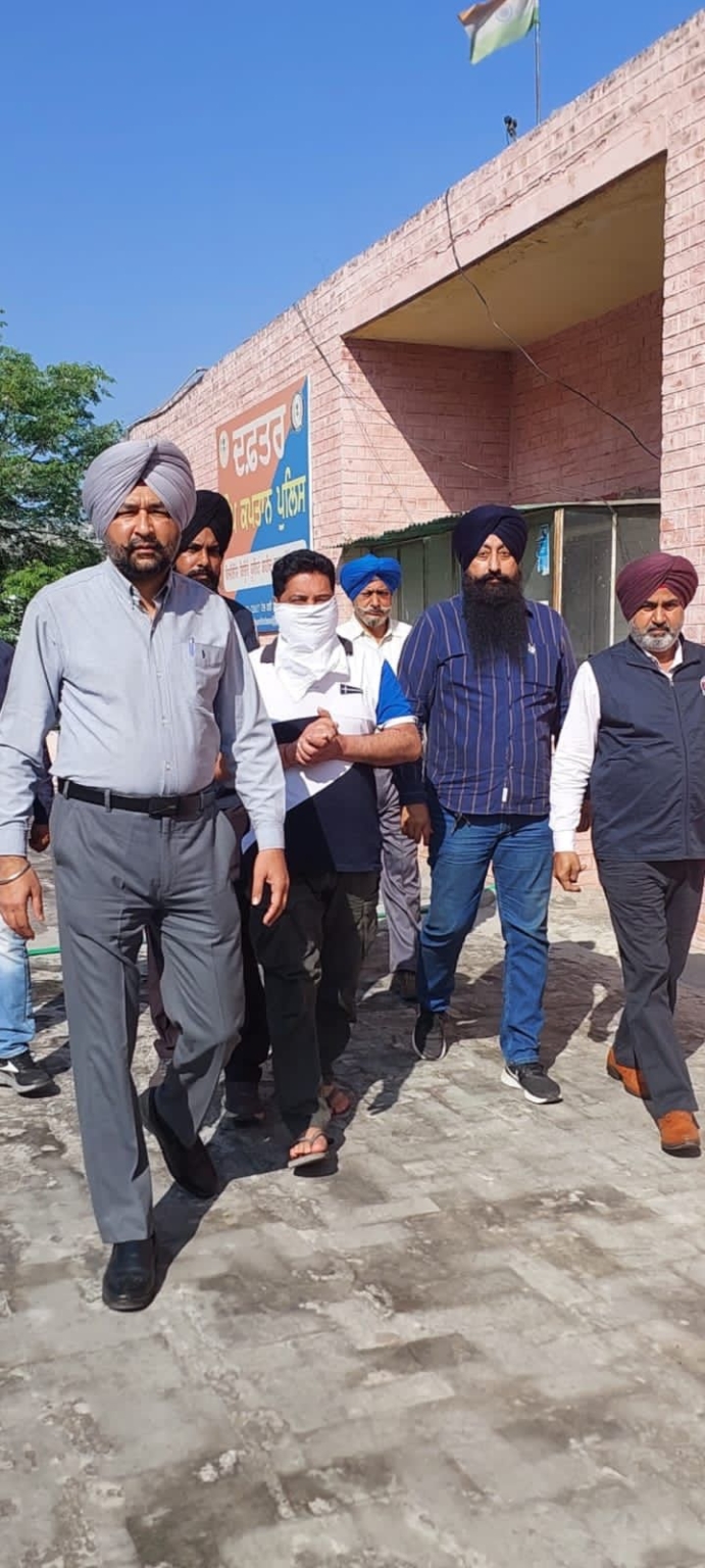 24,000 रुपए की रिश्वत लेने के दोष अधीन विजीलैंस द्वारा पटवारी काबू