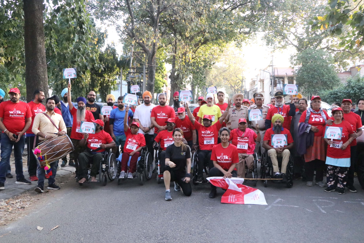 वर्ल्ड पार्किंसंस डे पर आयोजित हुई वॉकाथॉन