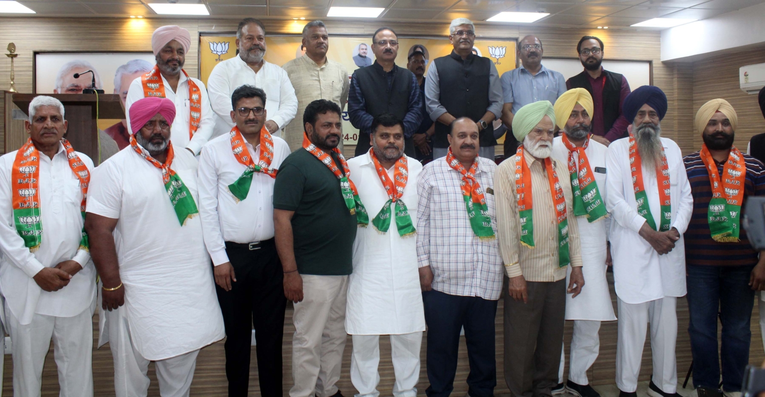 चंडीगढ़ में भाजपा का कुनबा बढा