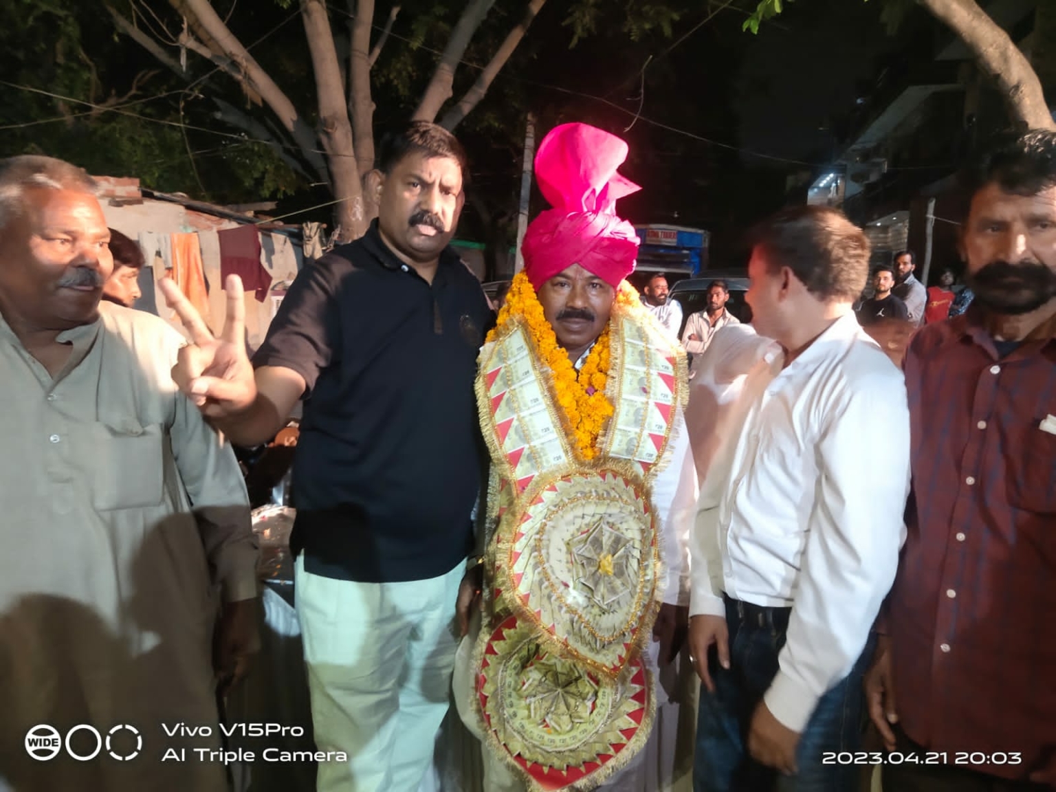 कृष्ण कुमार चड्ढा के सिर लोगों ने बांधा जीत का सहेरा 