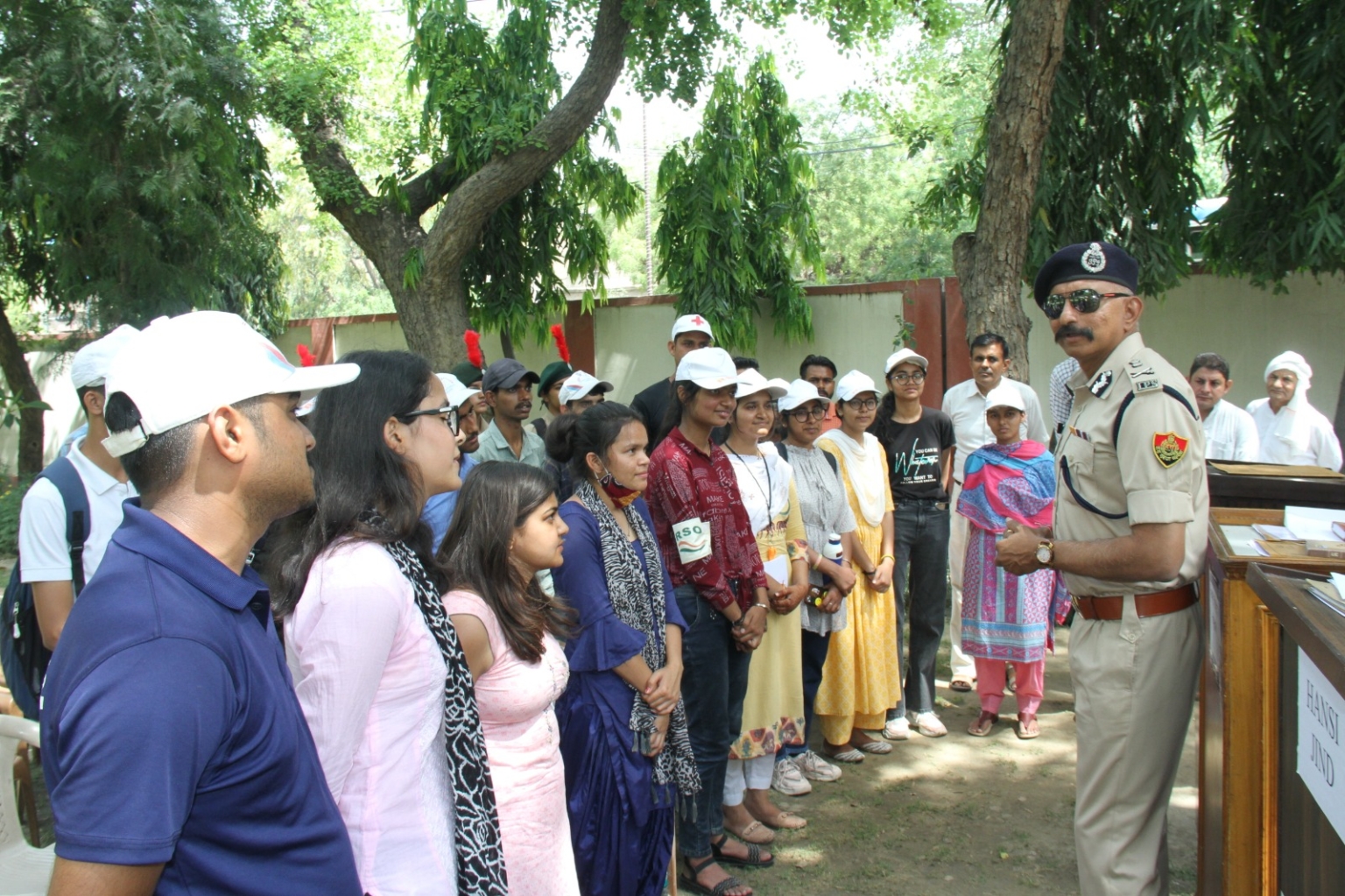 युवाओं को अच्छे संस्कारों के साथ-साथ अपनी जिम्मेदारी का अहसास होना चाहिए : श्रीकांत जाधव