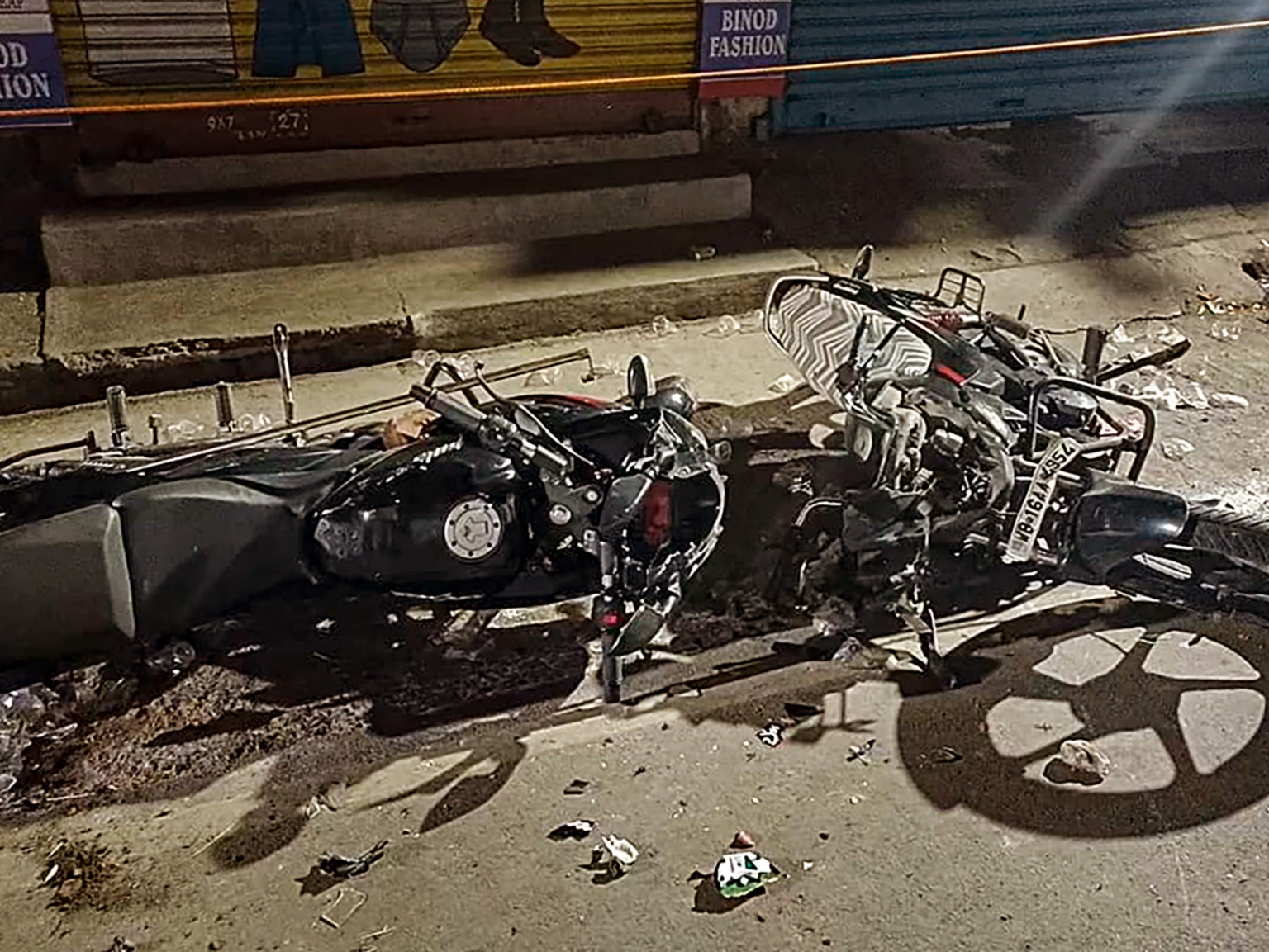 हनुमान जयंती पर न बिगड़े माहौल,  HC ने ममता सरकार से कहा- तैनात करें सेंट्रल फोर्स