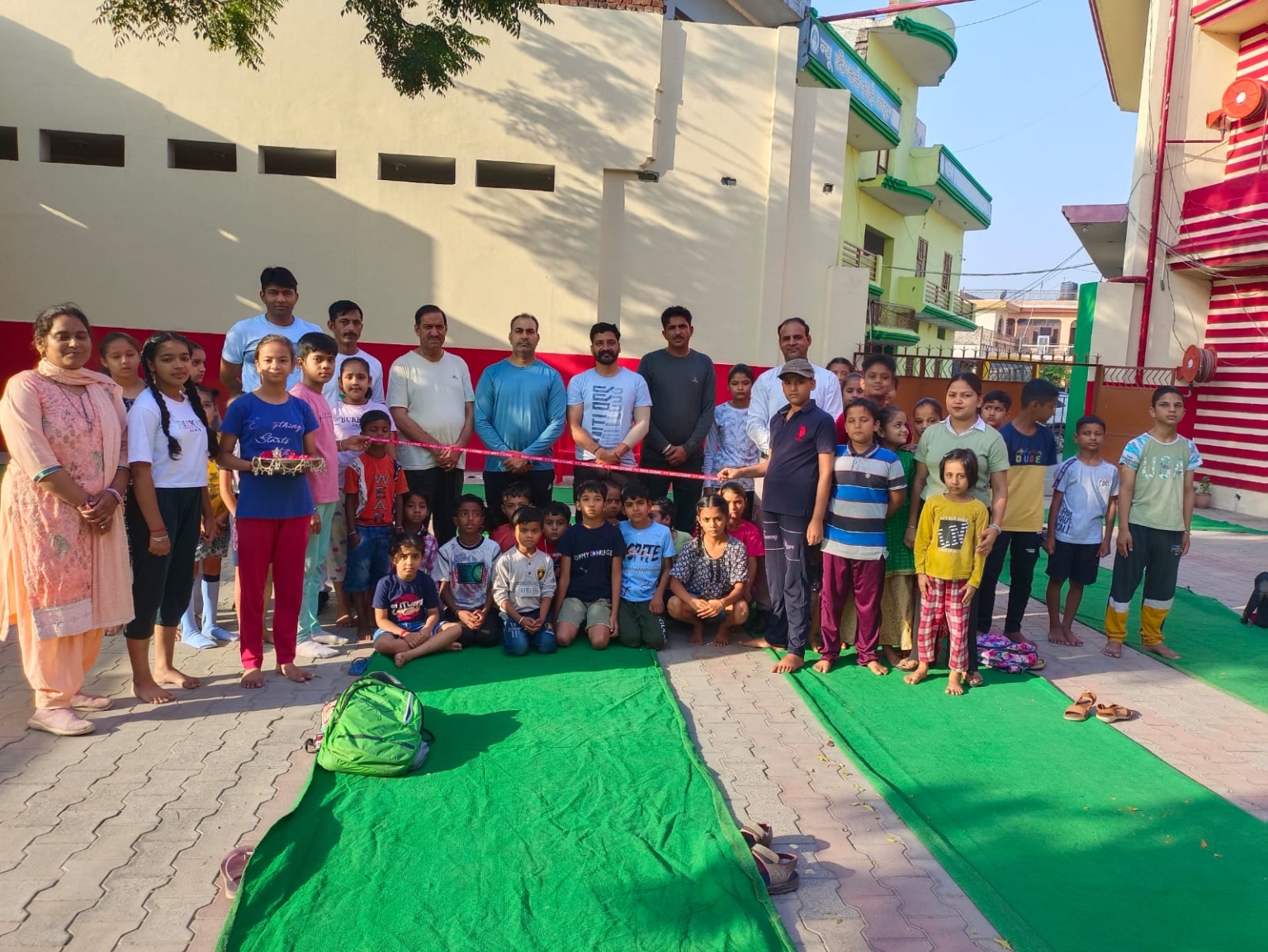 ग्रीष्मकालीन शिविर का शुभारंभ न्यू स्टैंडर्ड हाई स्कूल बतौड में किया गया