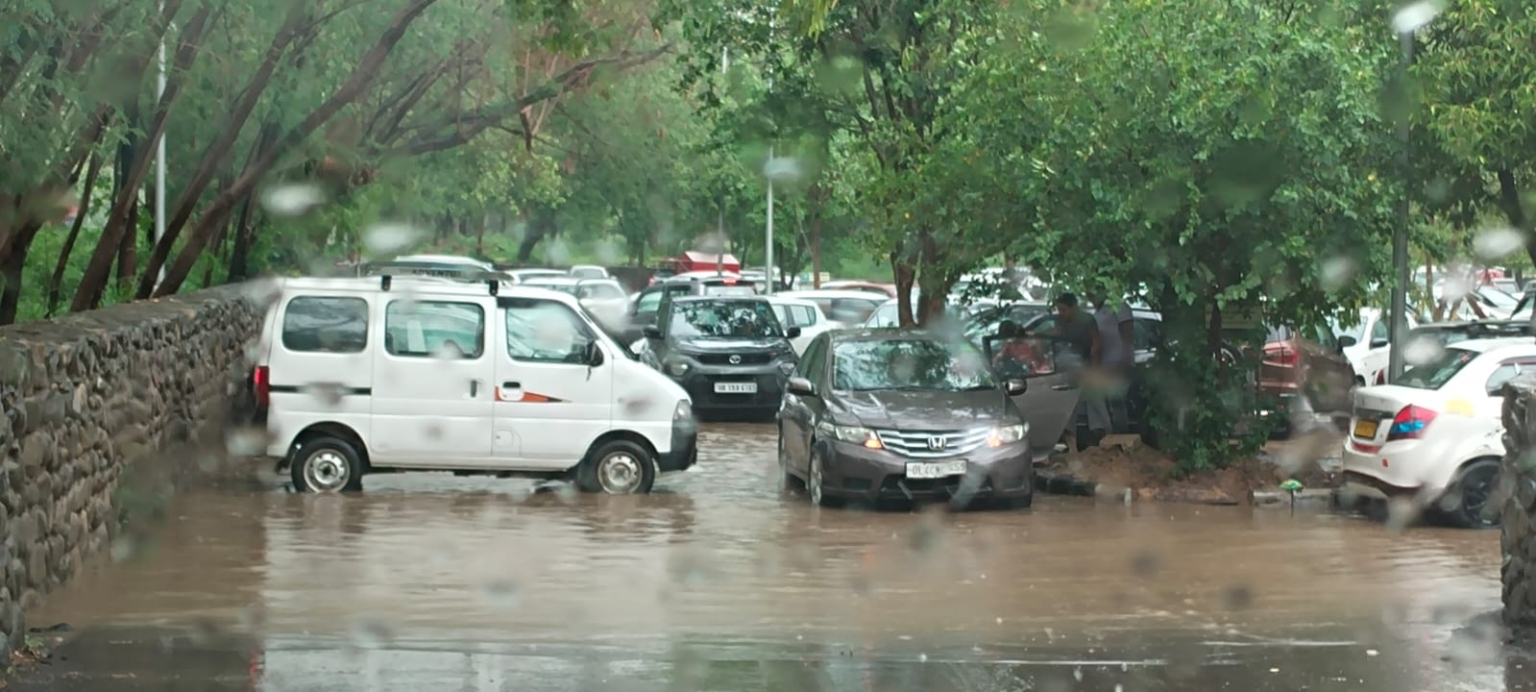 रॉक गार्डन की पार्किंग फीस नगर निगम की पार्किंग फीस के बराबर हो – महिला कांग्रेस