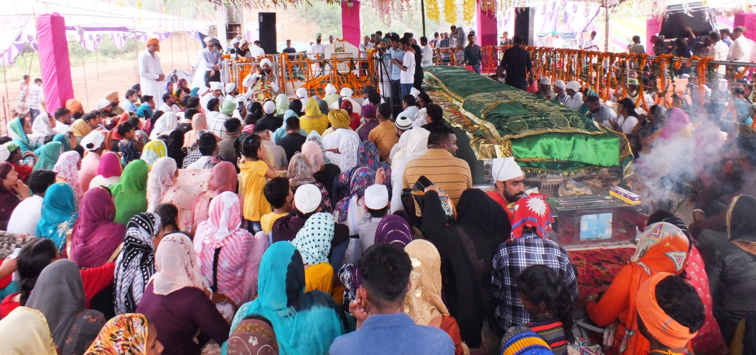 शाह जी बाबा नौ गजा पीर जी का 28वां वार्षिक उर्स मुबारक मेला आयोजित