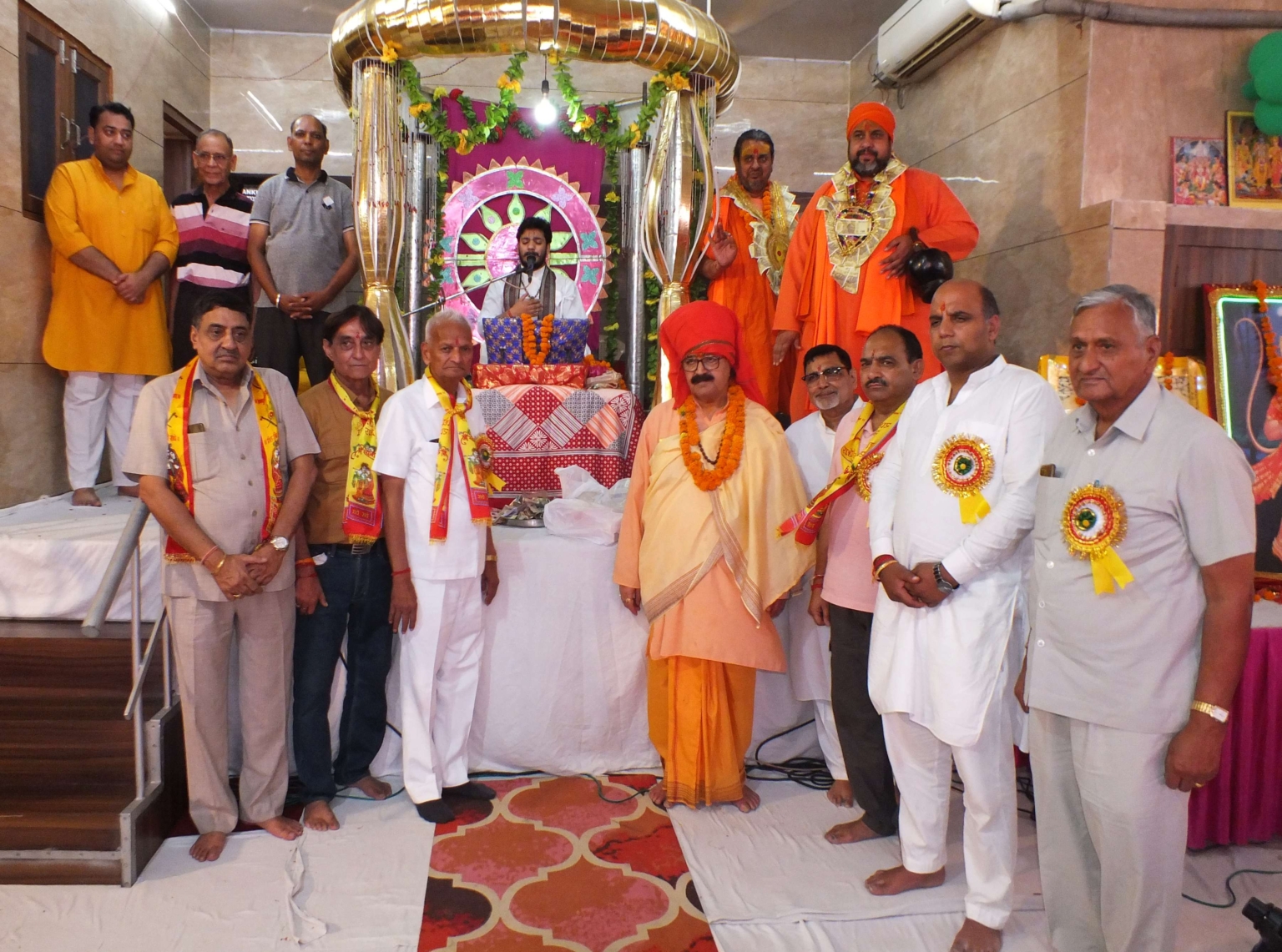 श्री श्री 108 श्री मुनि गौरवानंद गिरि जी महाराज की 36वीं पुन्य बरसी समारोह विधि विधान के साथ संपंन